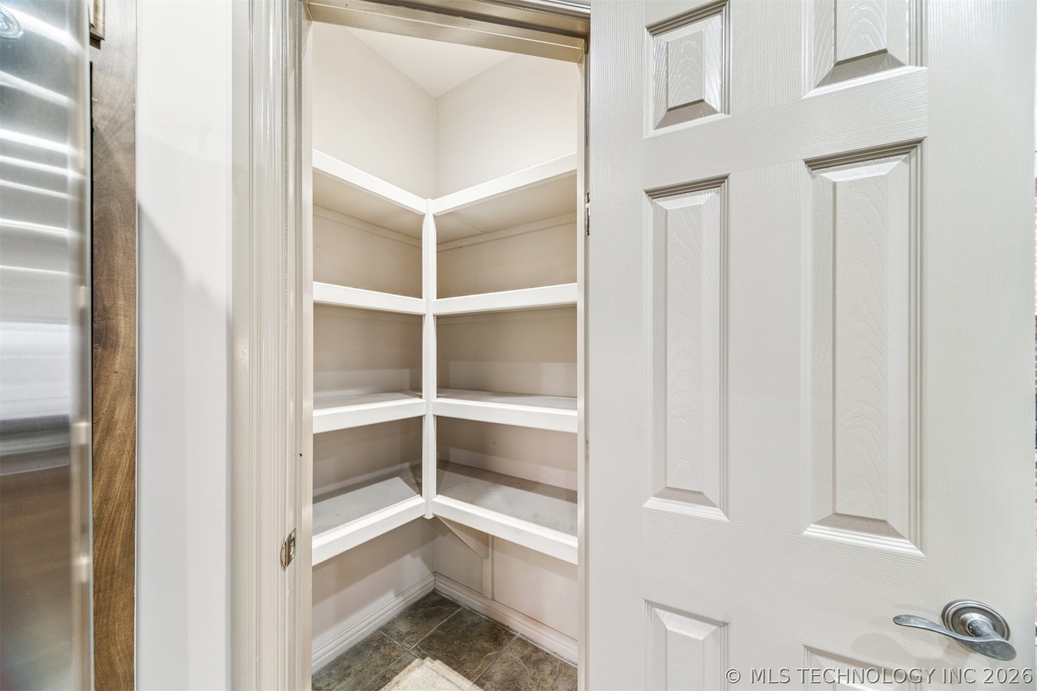 11069 S 55th Place Property Photo 13