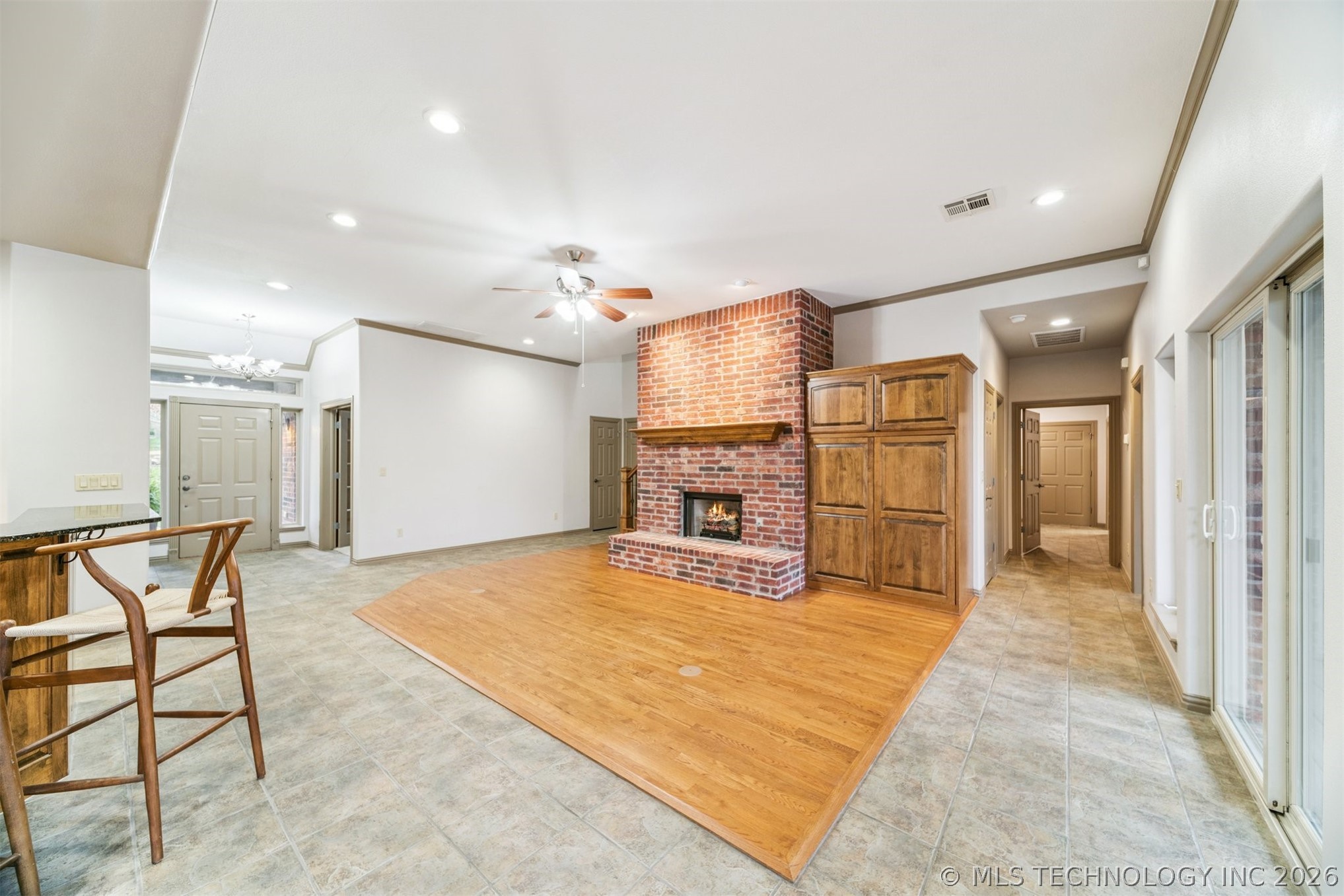 11069 S 55th Place Property Photo 15