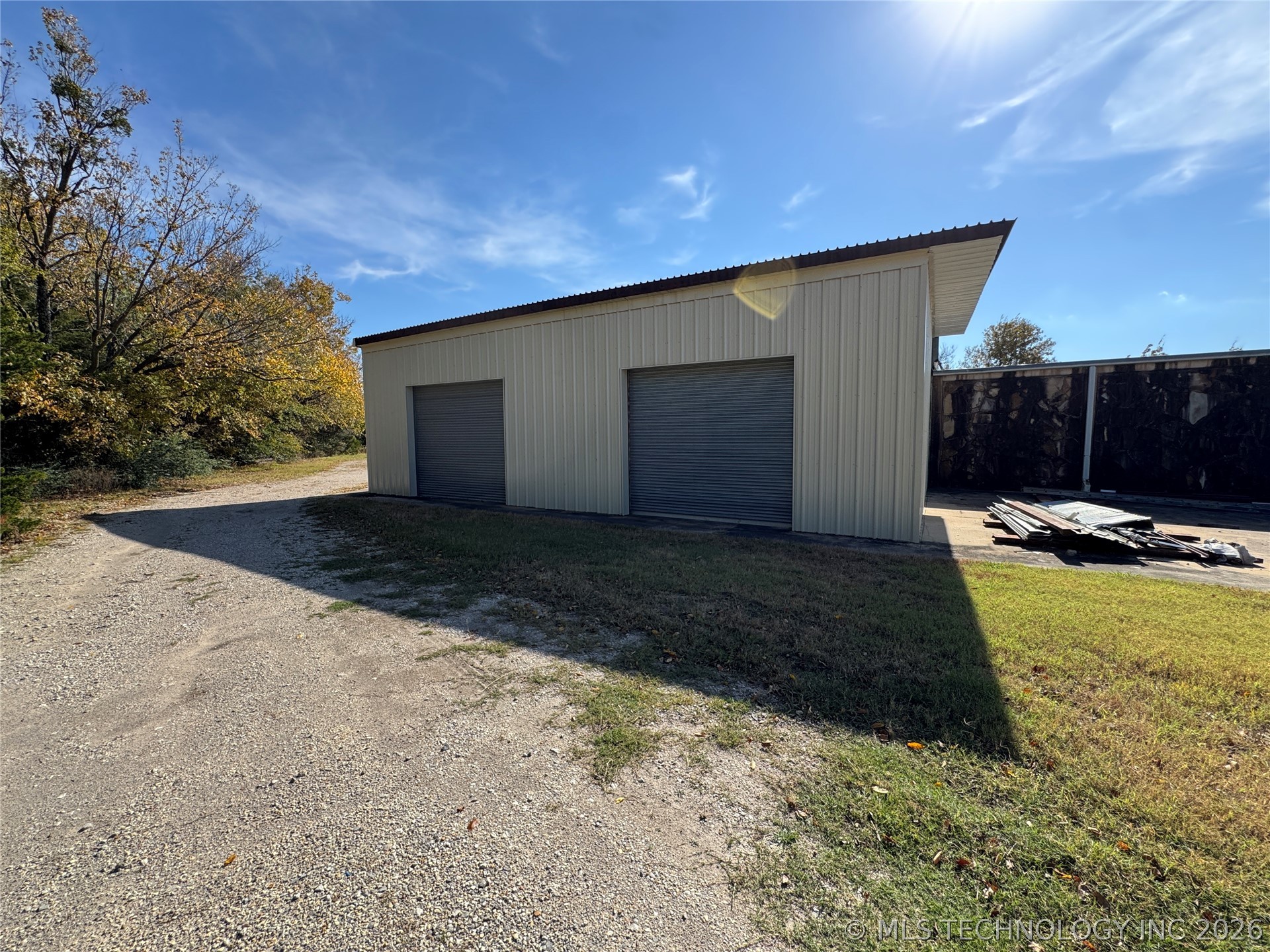 400 E Jackson Street Property Photo 14