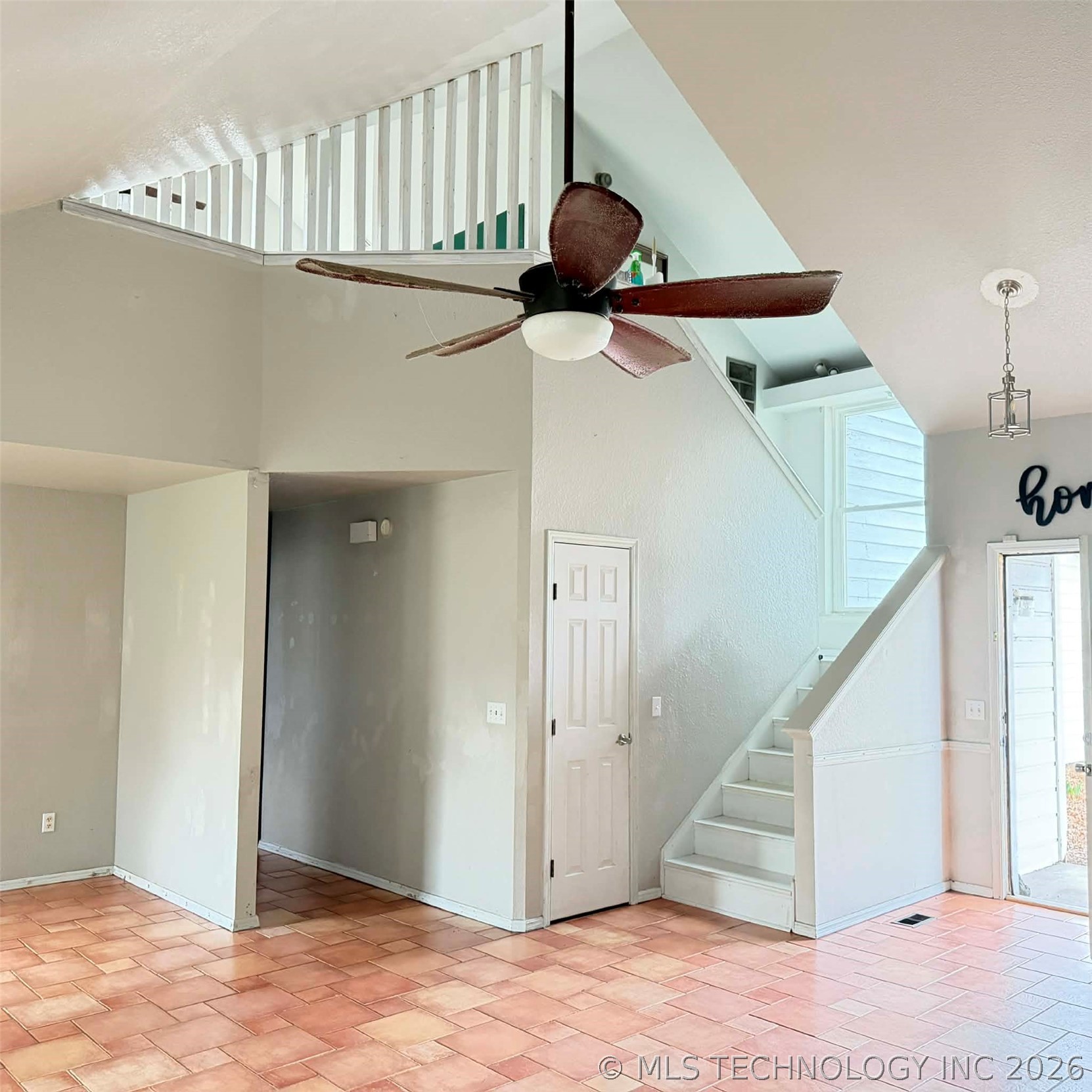 9722 S 69th East Avenue Property Photo 9