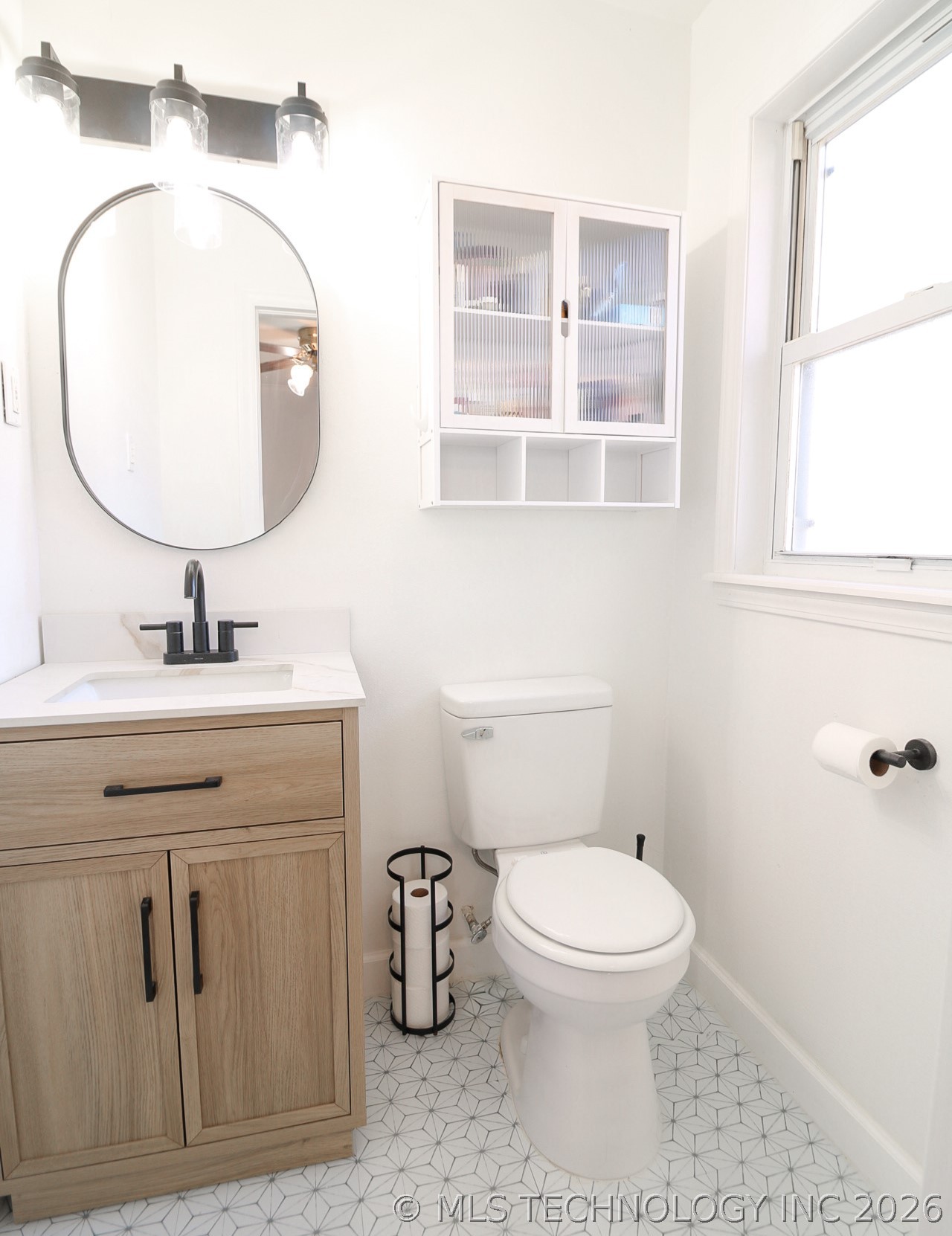 1537 E 50th Street Property Photo 15