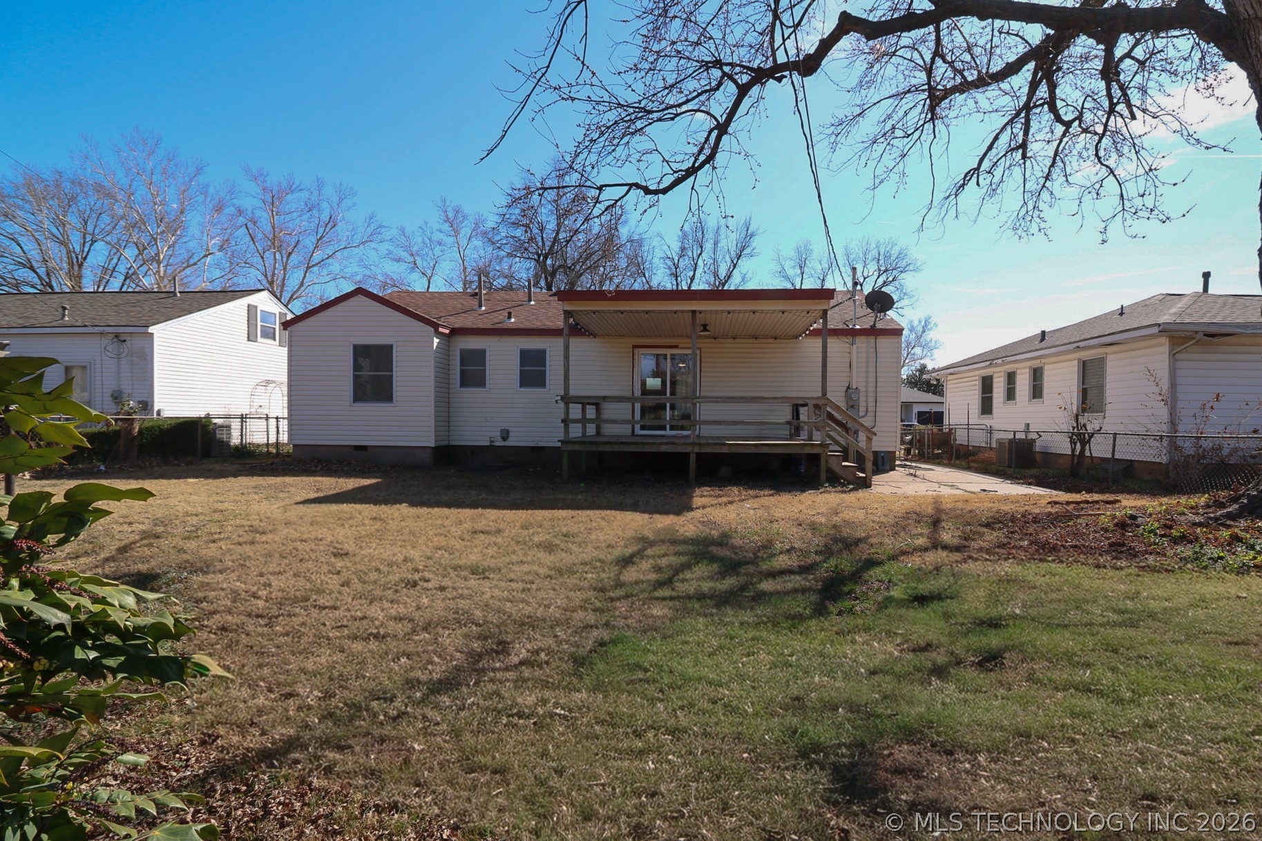 1537 E 50th Street Property Photo 20