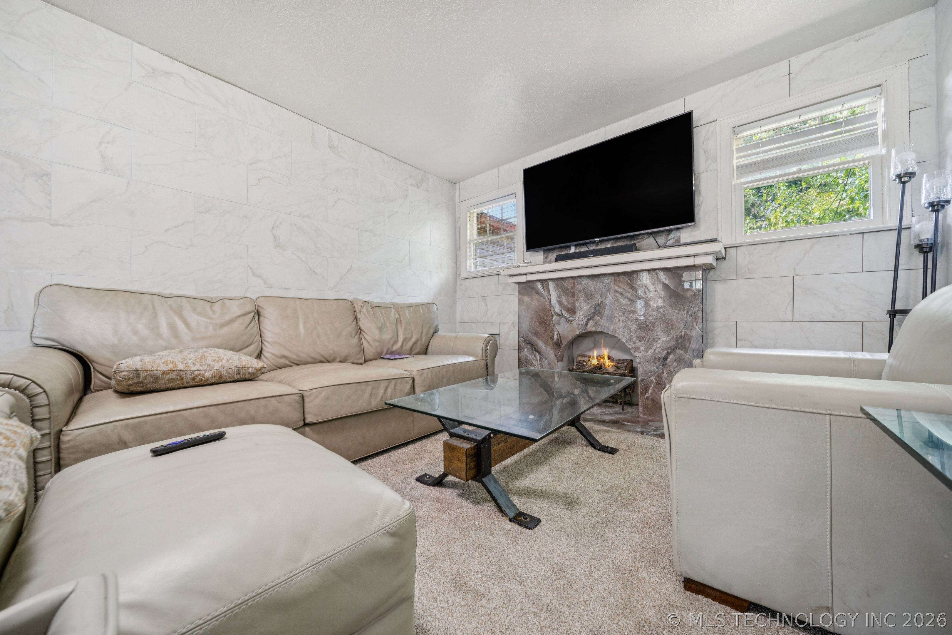 1828 N Denver Avenue Property Photo 8