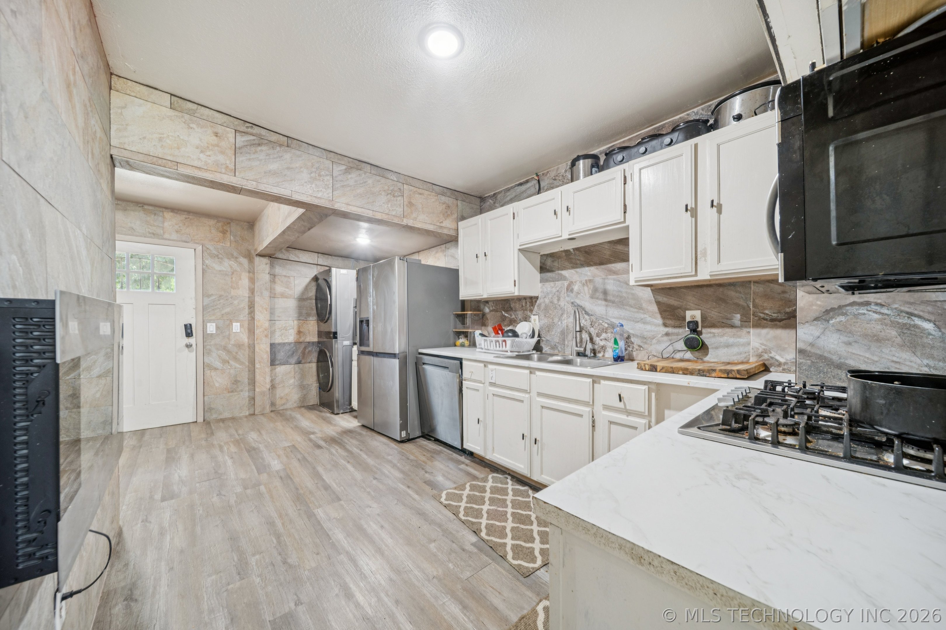 1828 N Denver Avenue Property Photo 11