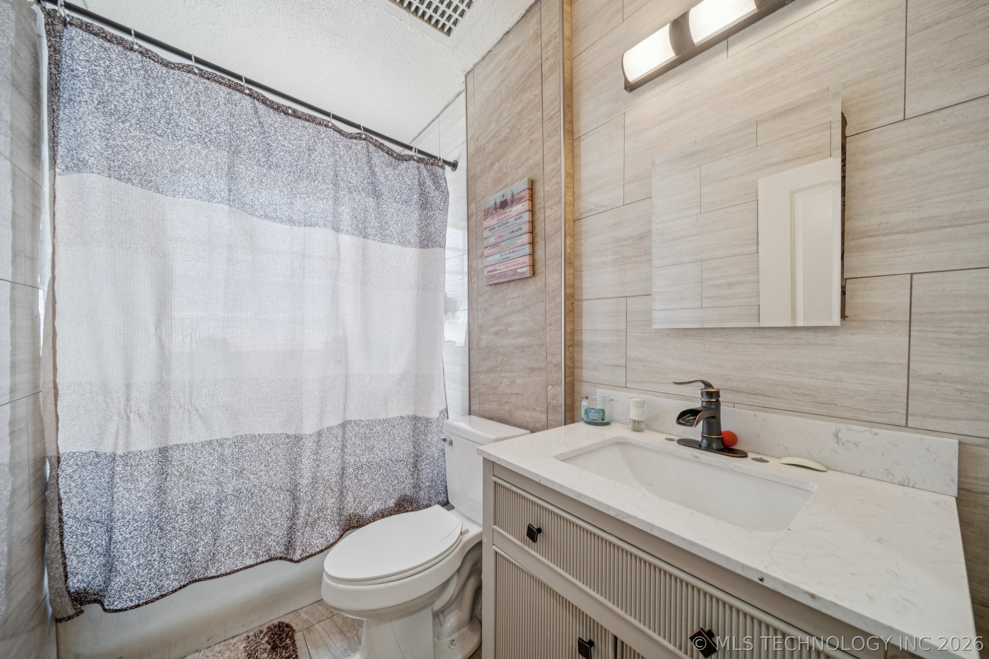 1828 N Denver Avenue Property Photo 18