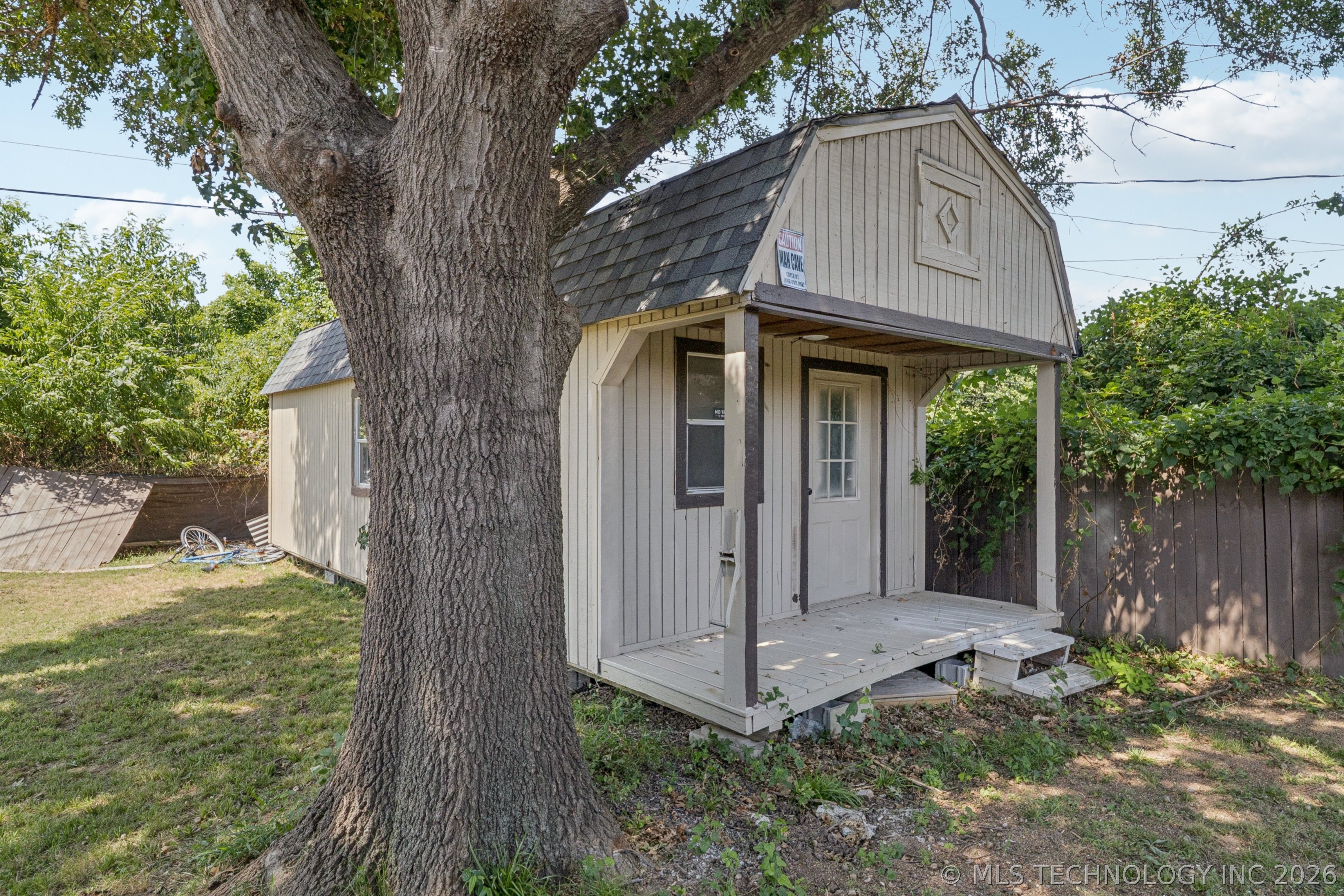 1828 N Denver Avenue Property Photo 22