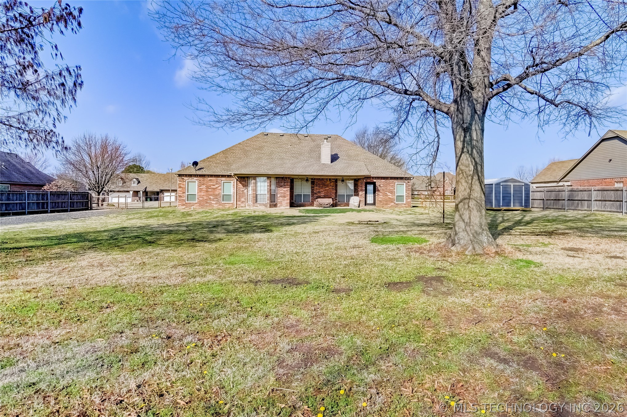 10505 S 217th East Avenue Property Photo 28