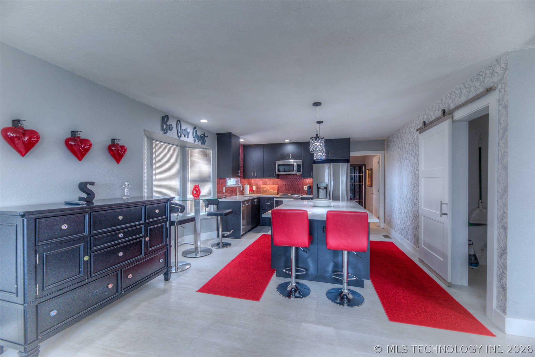 2532 W Skyview Lane Property Photo 6