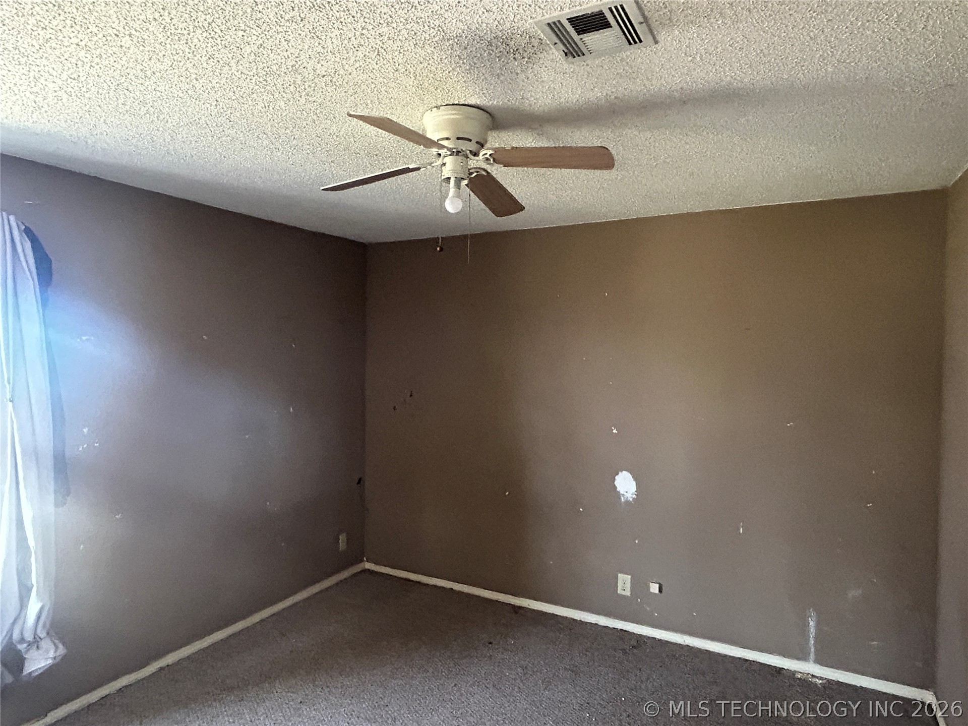 3112 S Maple Avenue Property Photo 12