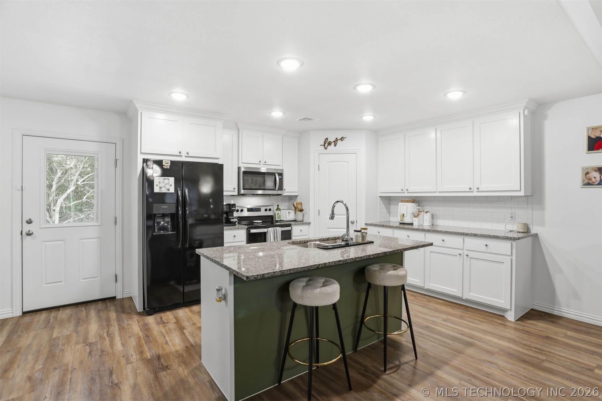 265 Rawlings Road Property Photo 11