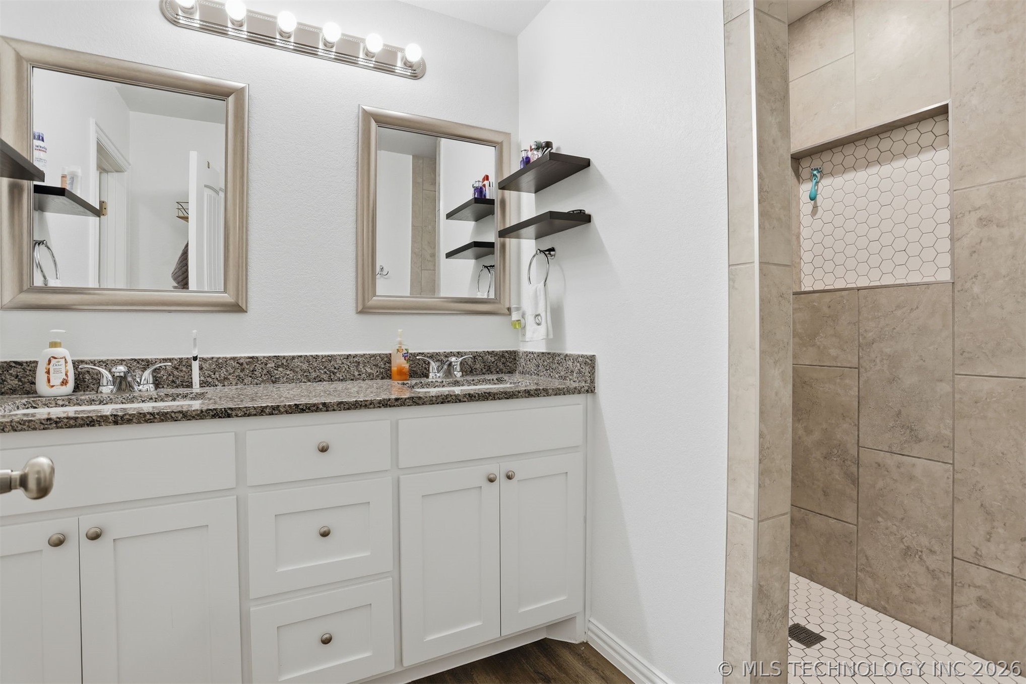 265 Rawlings Road Property Photo 18
