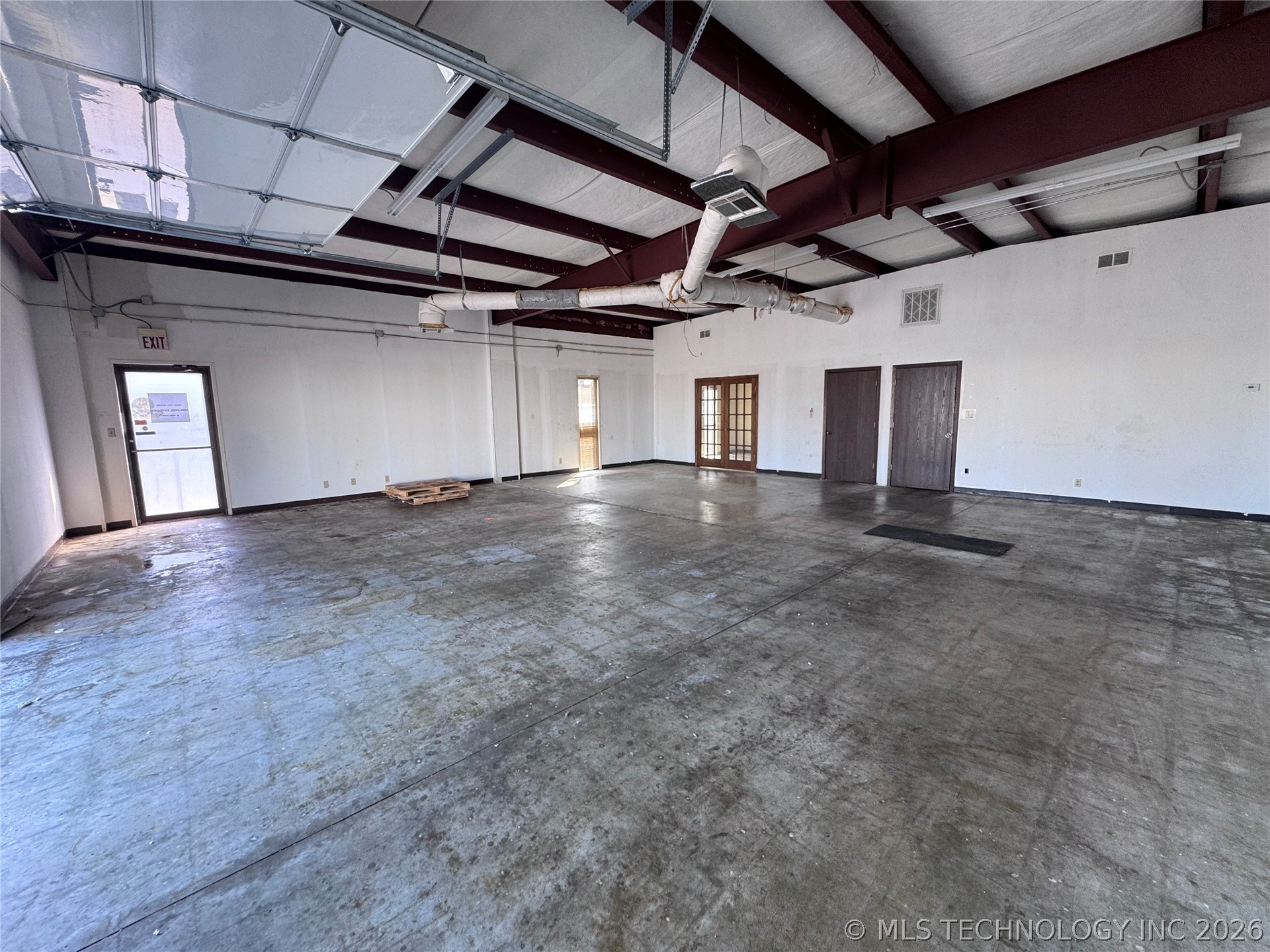 10816 E Newton Place Property Photo 5