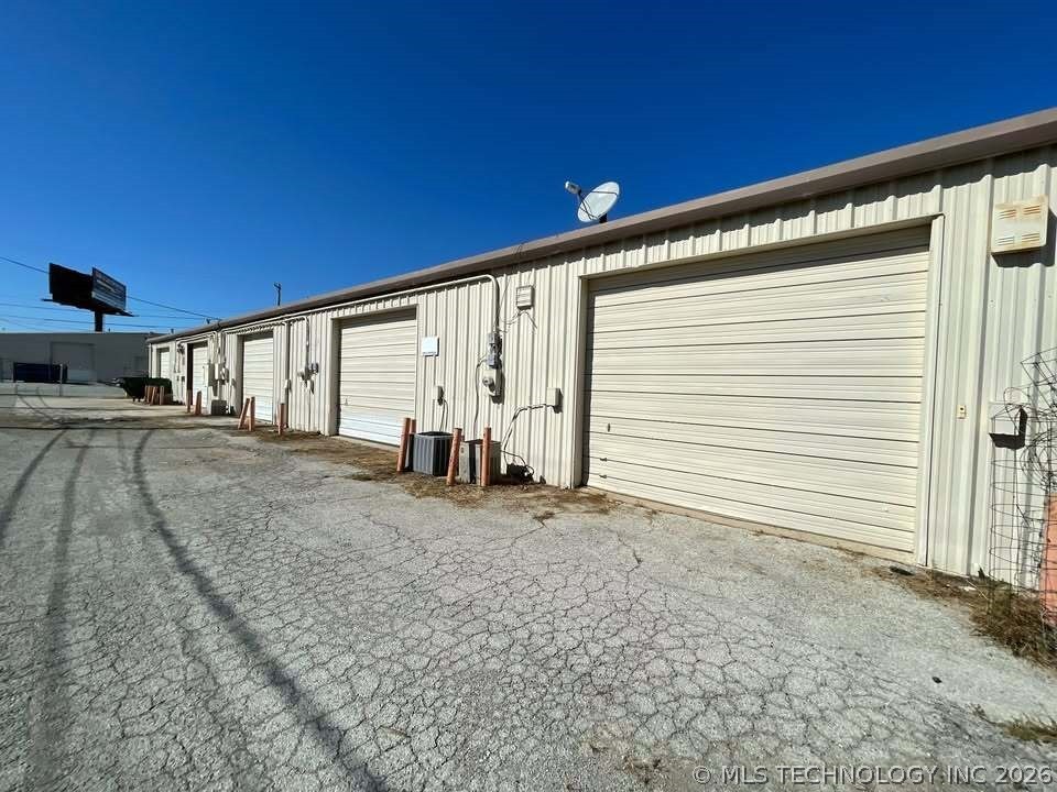 10816 E Newton Place Property Photo 19