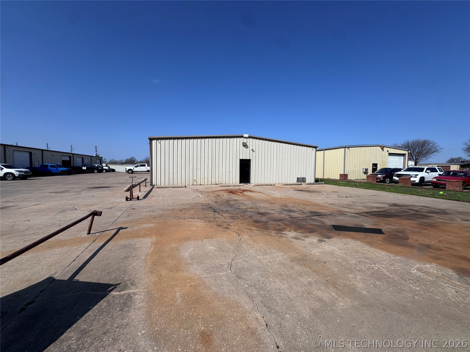 102 S 111th East Avenue Property Photo 10
