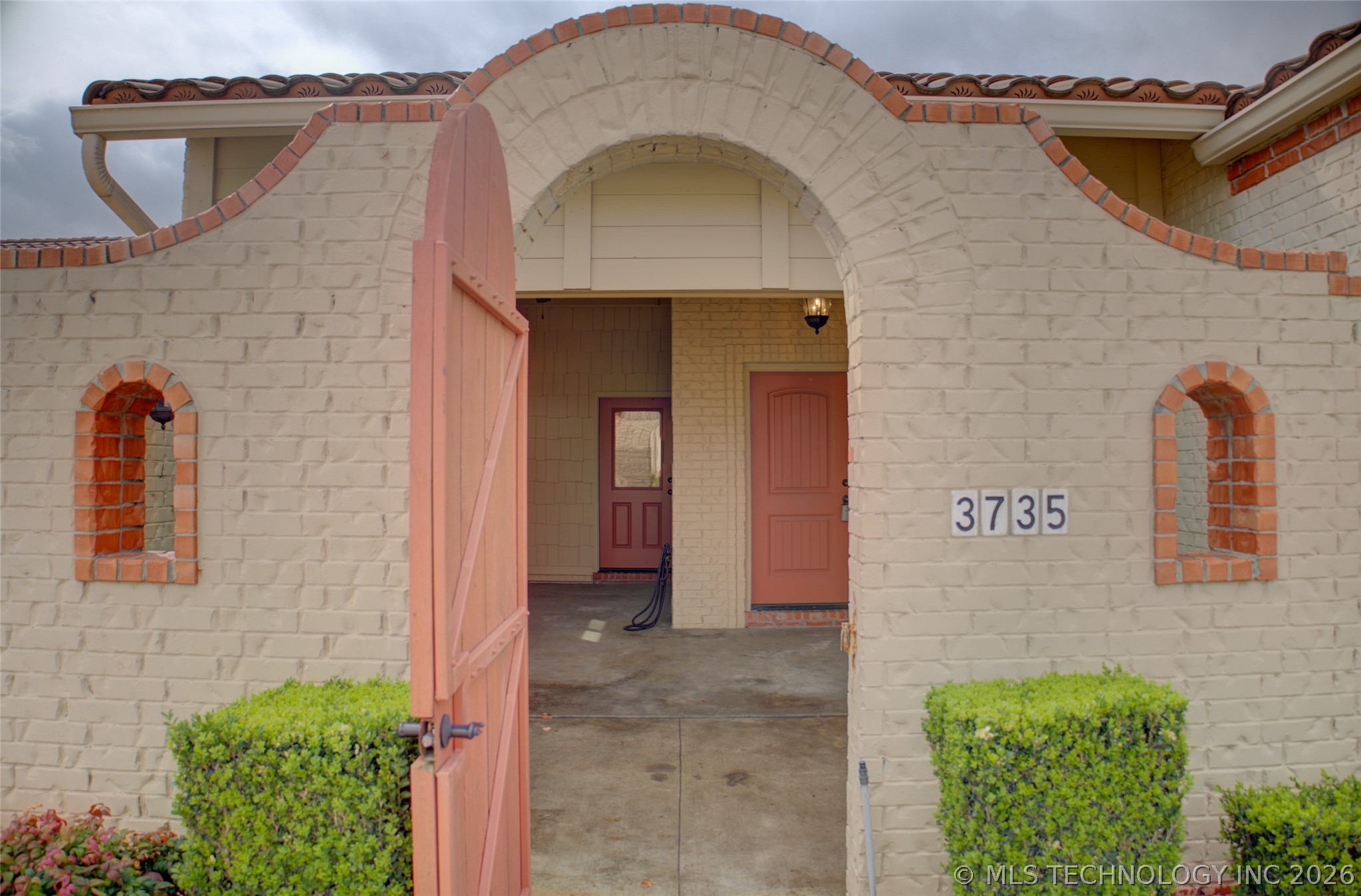 3735 W Austin Street Property Photo 2