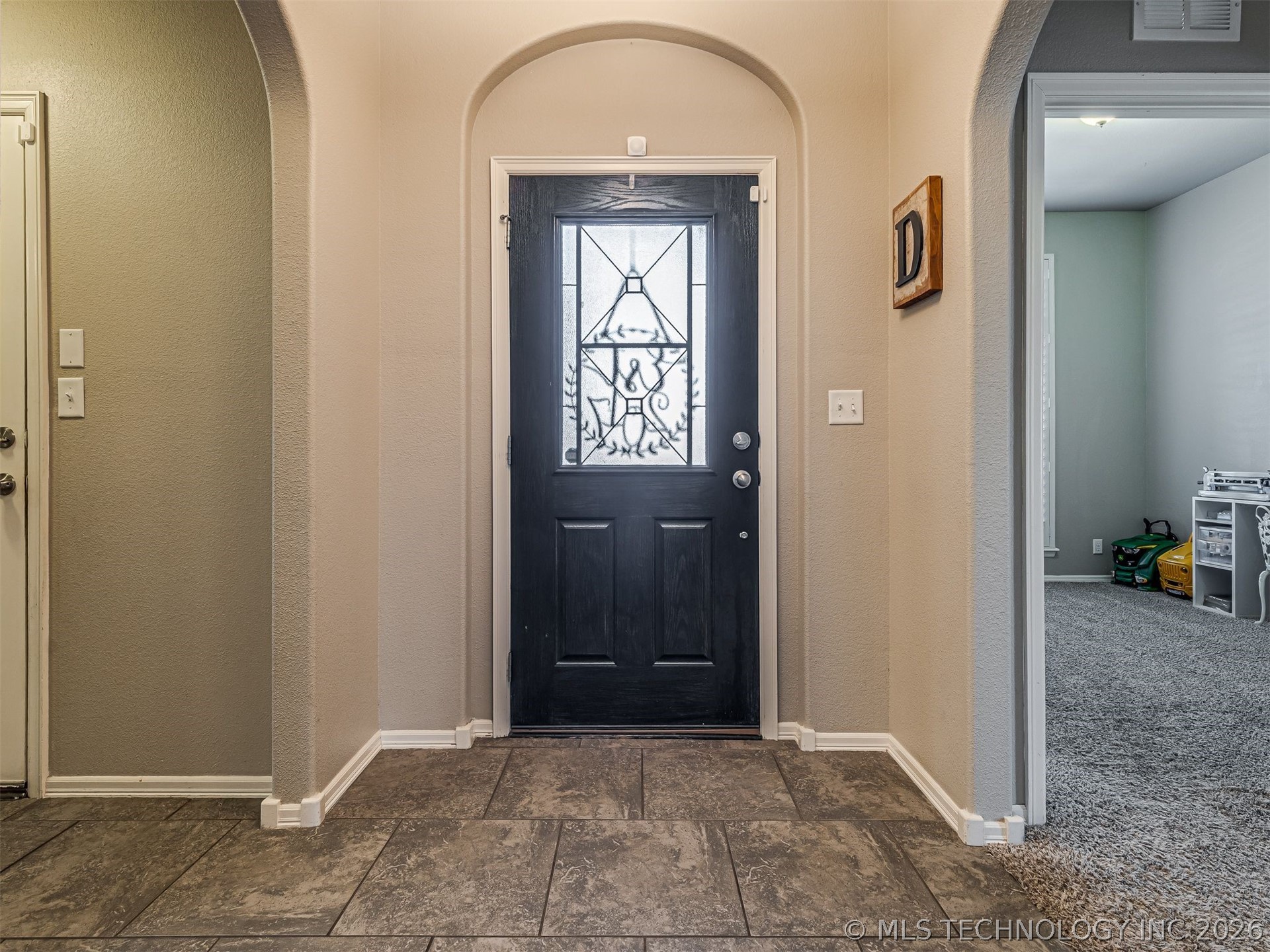 13605 S Owasso Avenue Property Photo 6