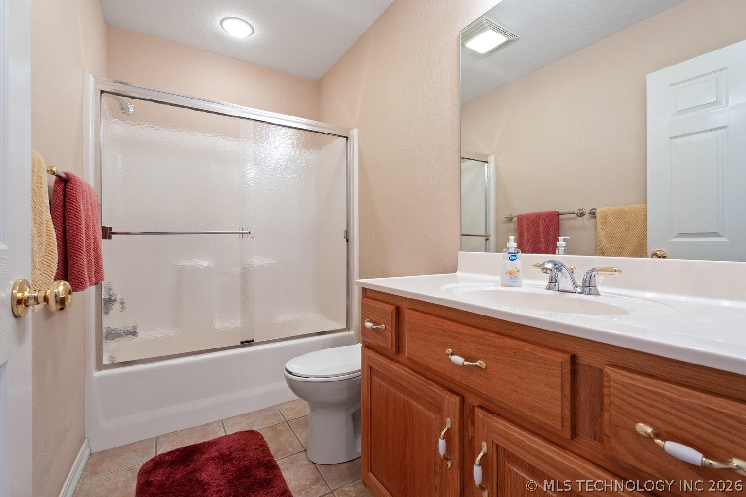 707 E 10th Street Property Photo 22