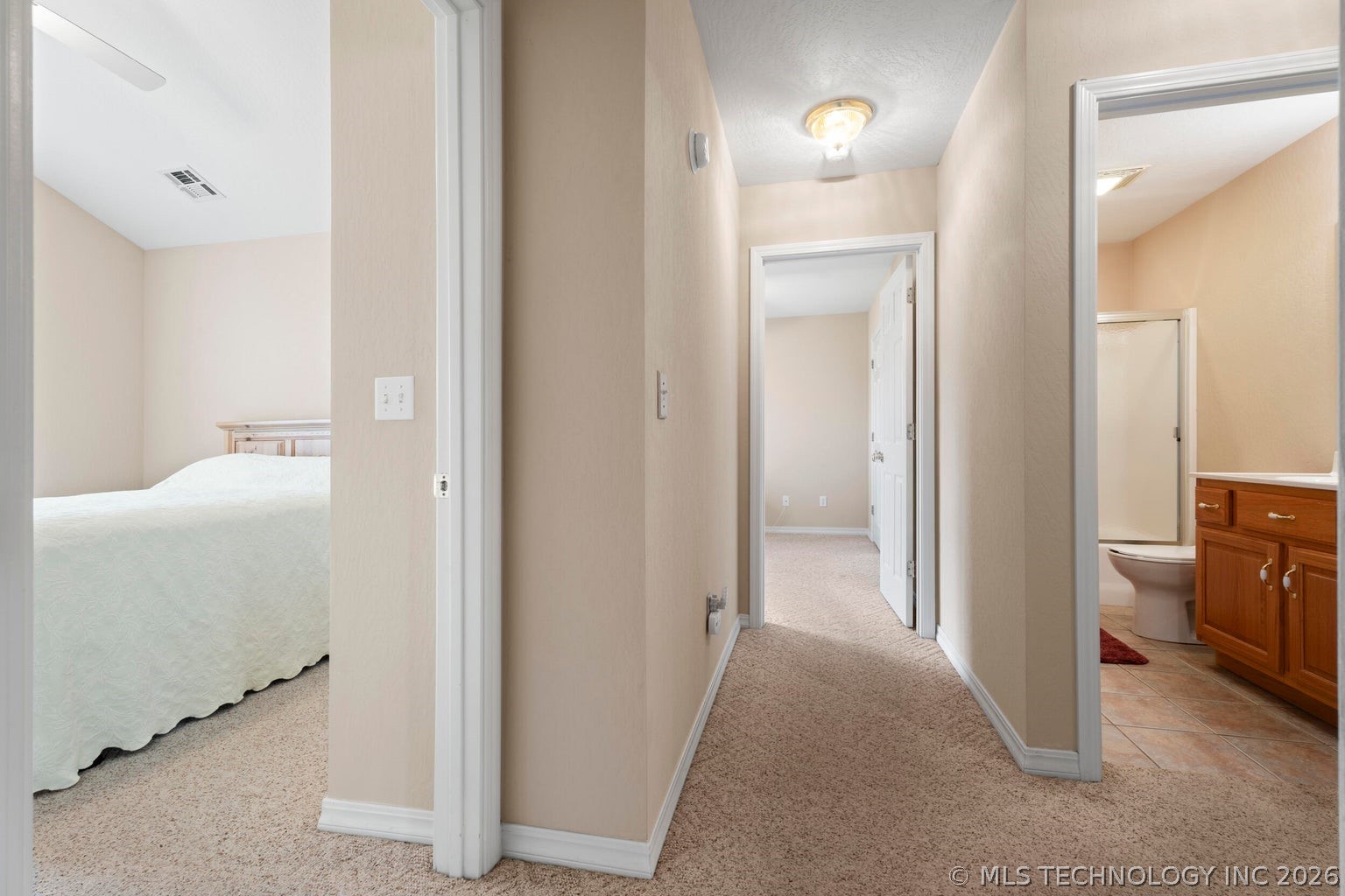 707 E 10th Street Property Photo 23