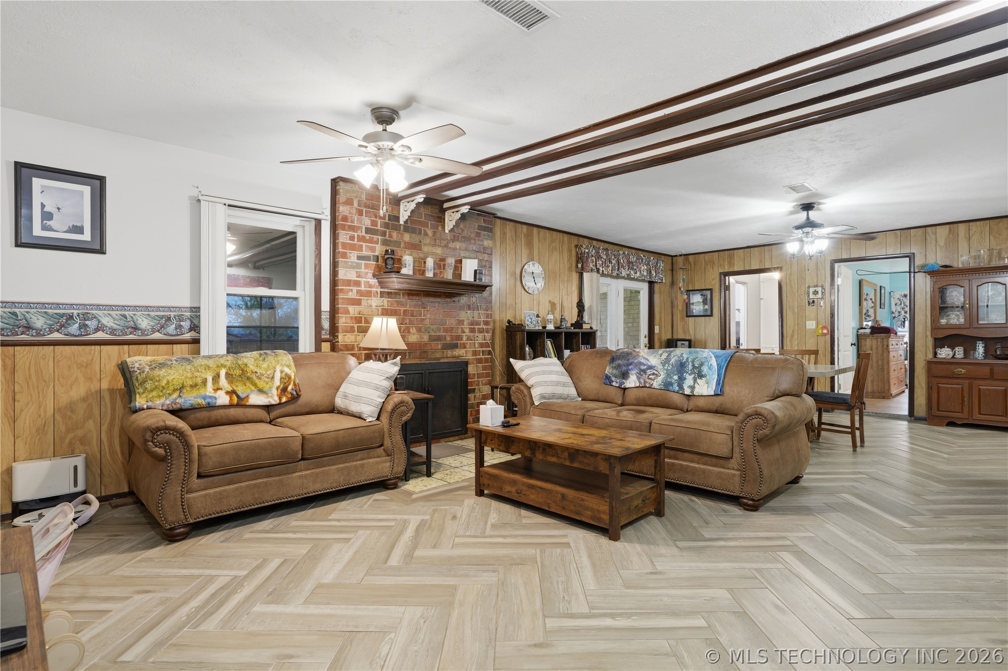 1707 N Maple Street Property Photo 7