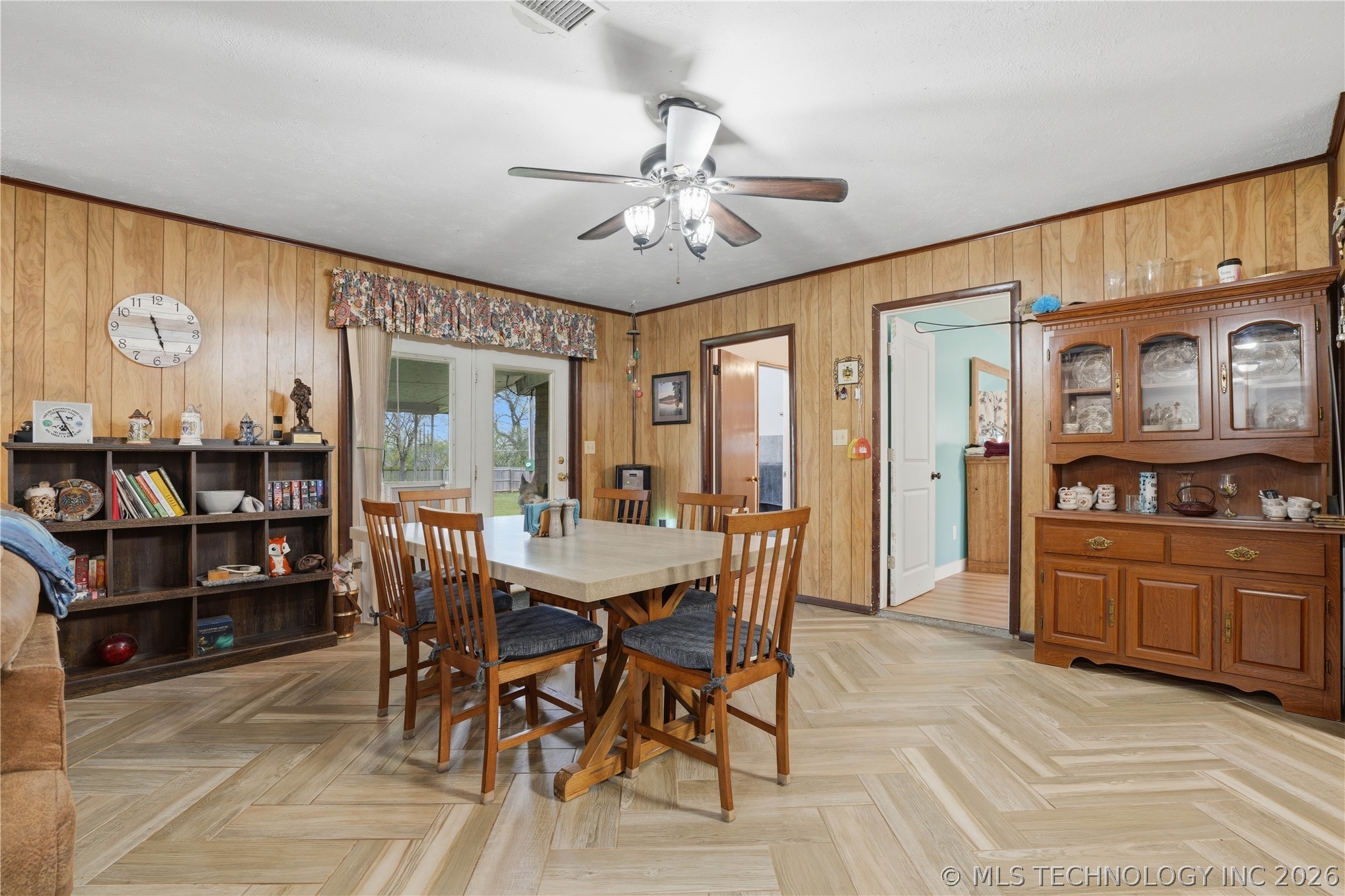 1707 N Maple Street Property Photo 12