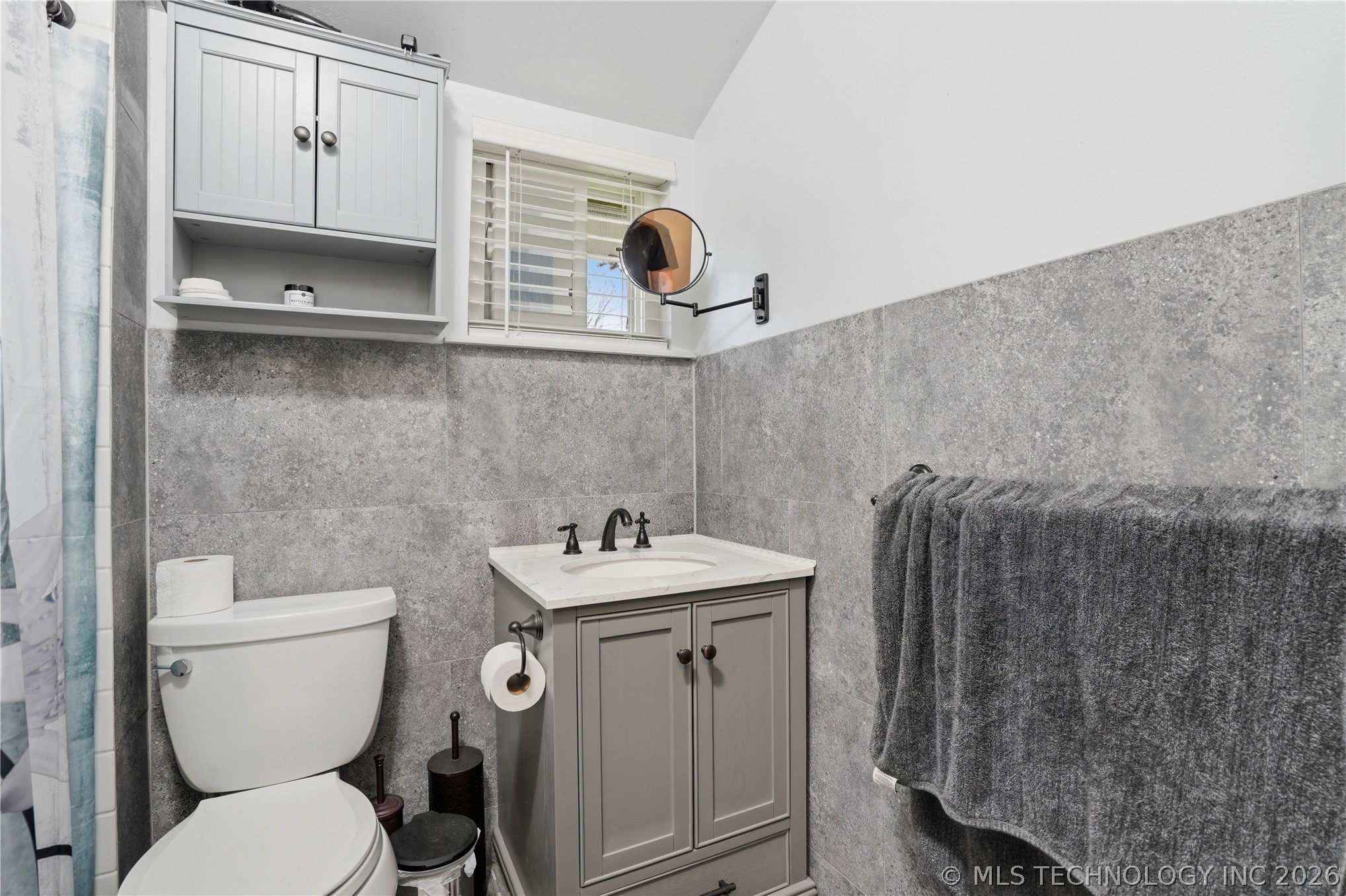 1707 N Maple Street Property Photo 23