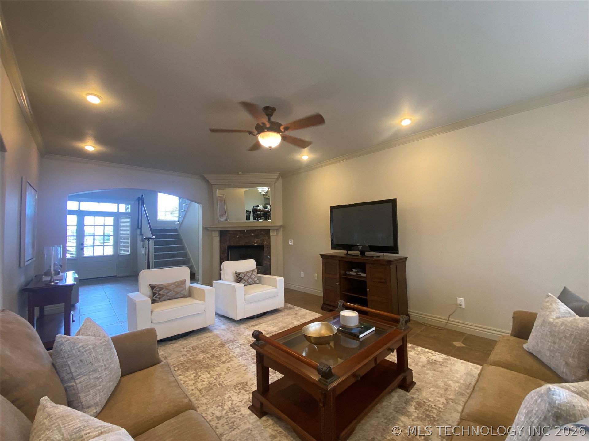 3605 N Narcissus Avenue Property Photo 16