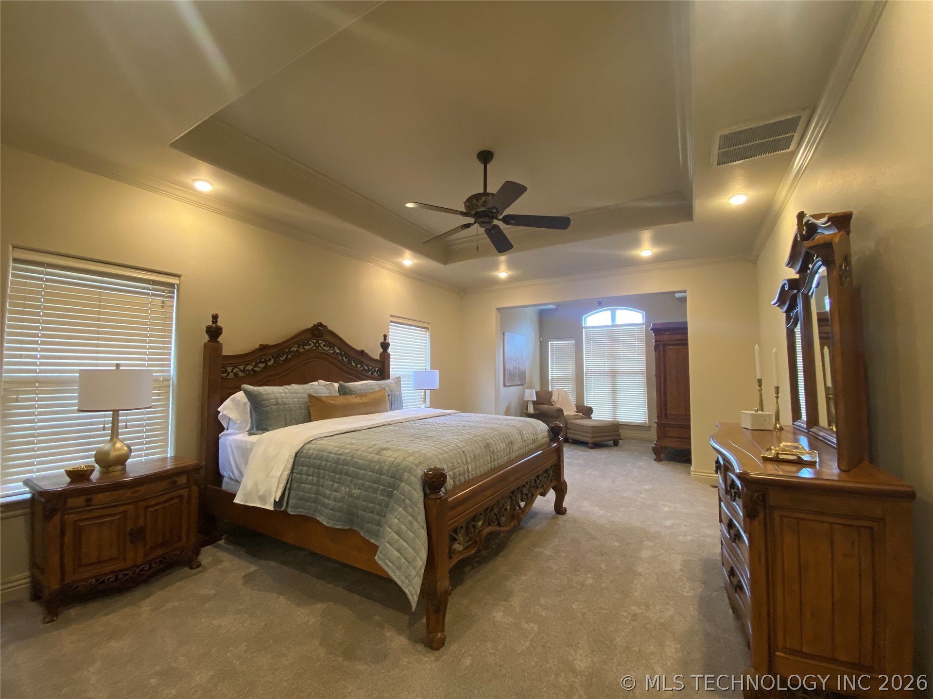 3605 N Narcissus Avenue Property Photo 21