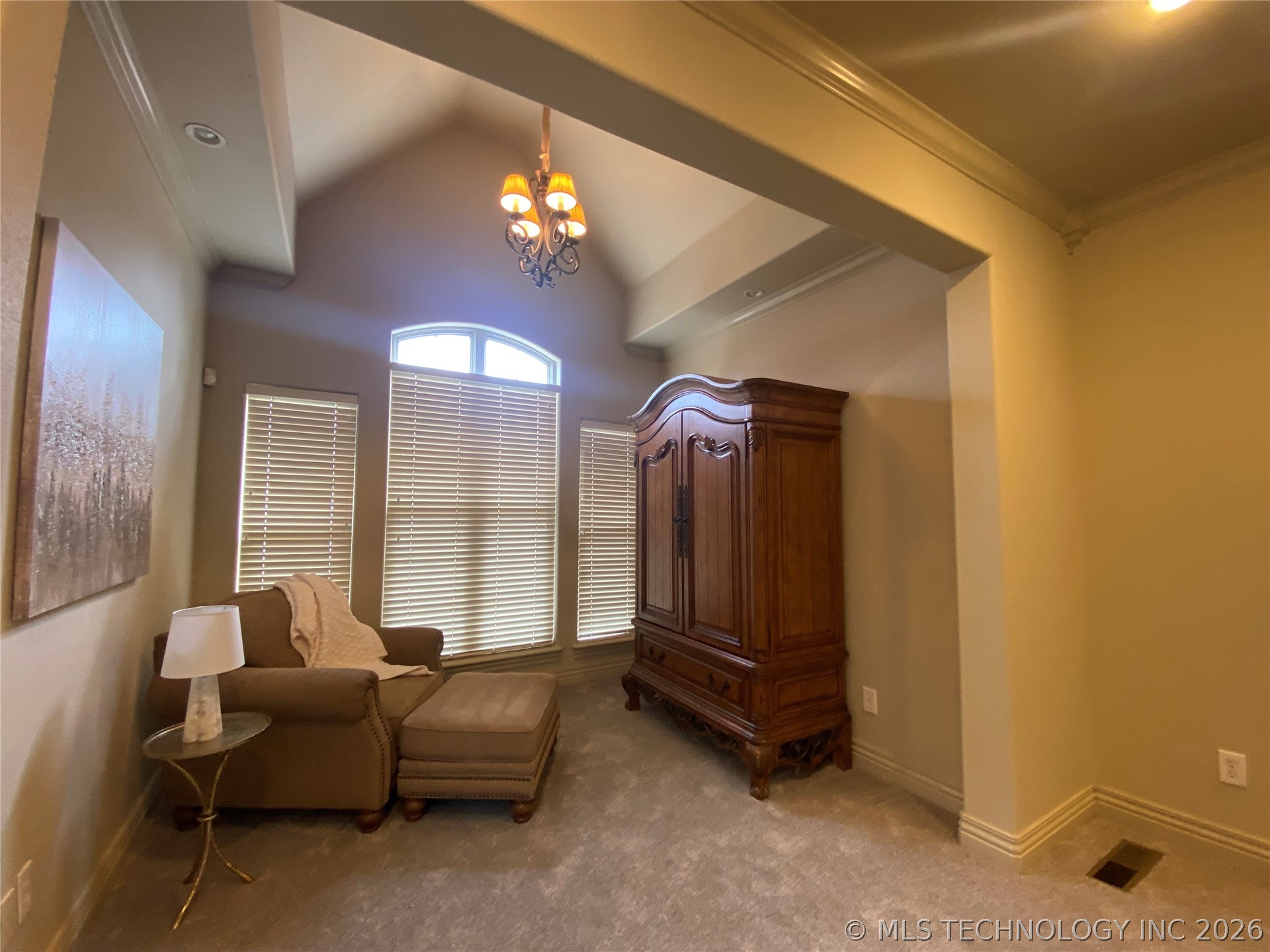 3605 N Narcissus Avenue Property Photo 22