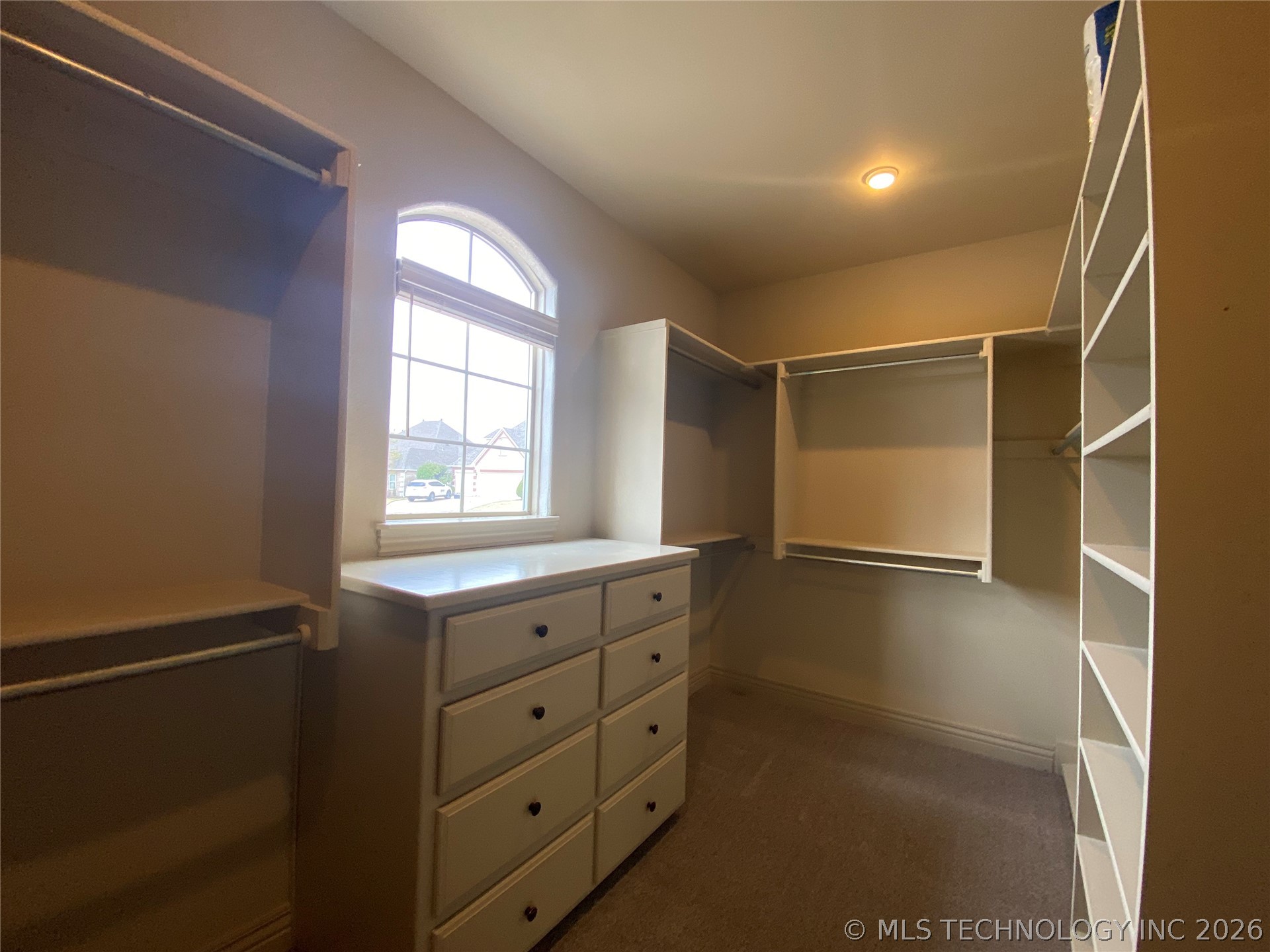 3605 N Narcissus Avenue Property Photo 27