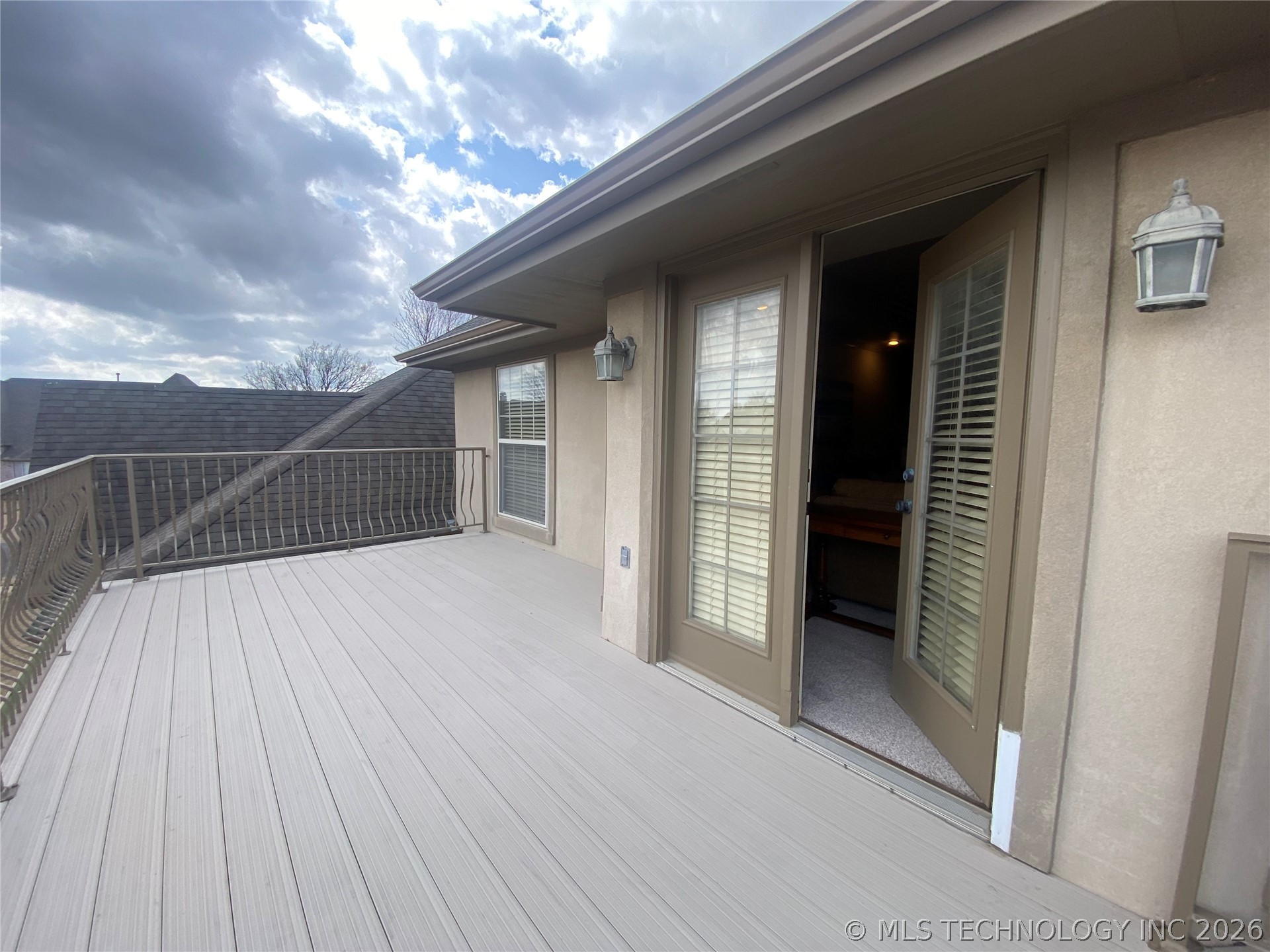 3605 N Narcissus Avenue Property Photo 42