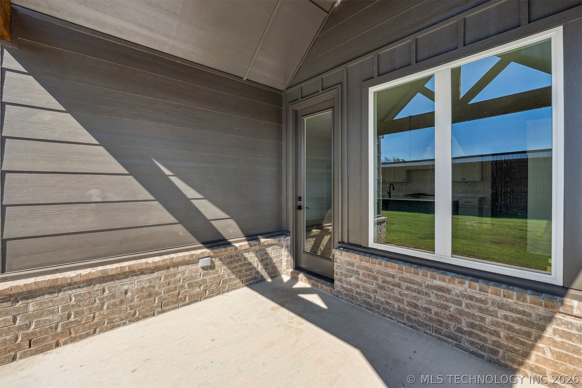 9730 E 132nd Street Property Photo 43