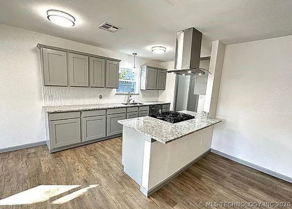 139 W Kent Street Property Photo 2