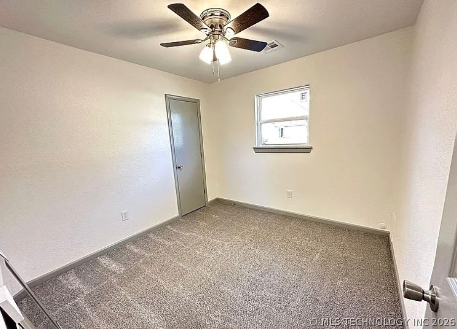 139 W Kent Street Property Photo 5