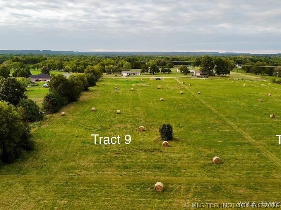E 480 Road Property Photo 3
