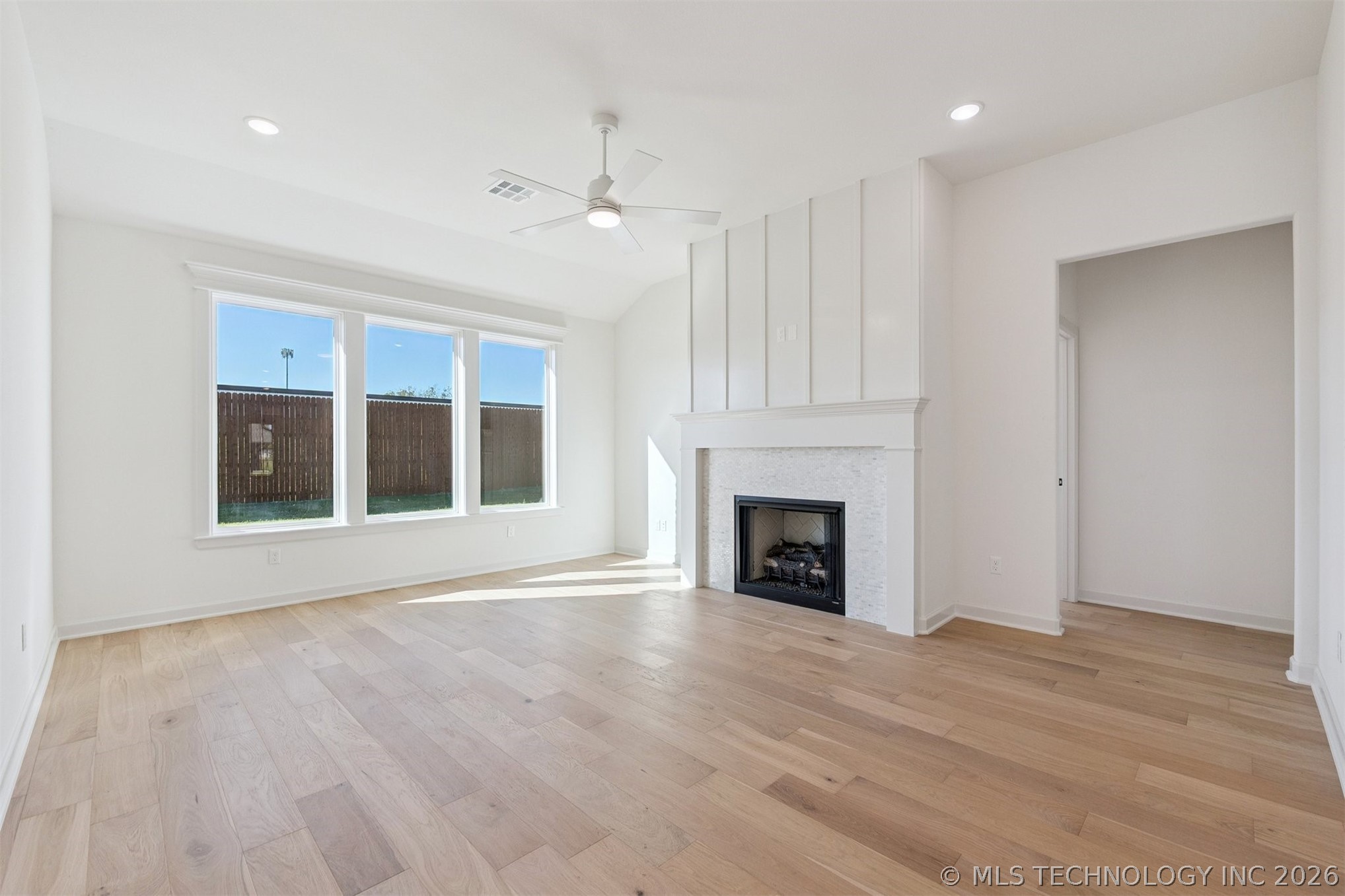 9726 E 132nd Street Property Photo 9