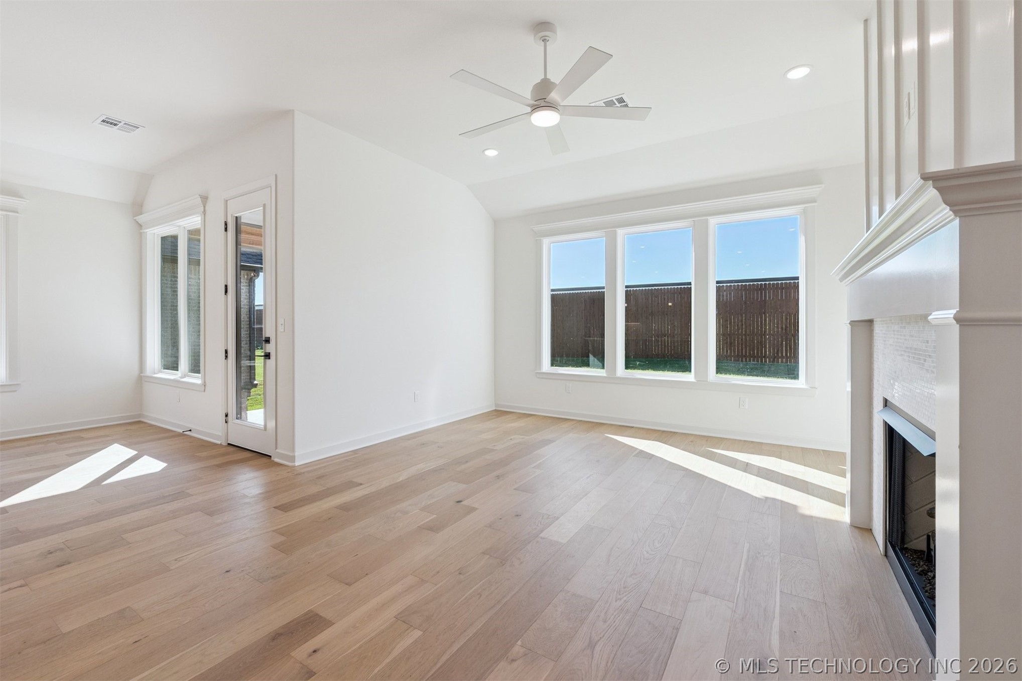 9726 E 132nd Street Property Photo 27