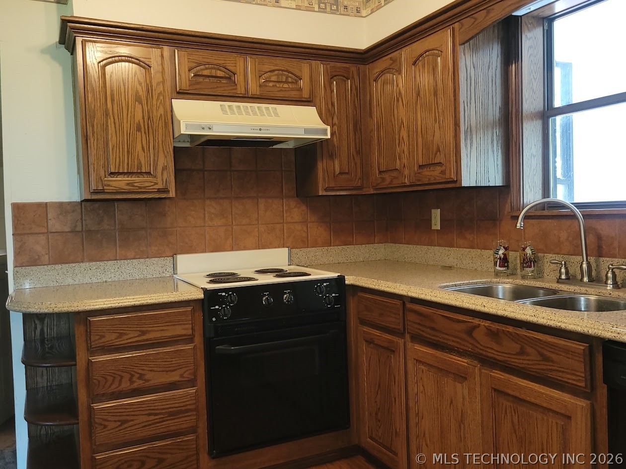 1781 E Mcgill Property Photo 15