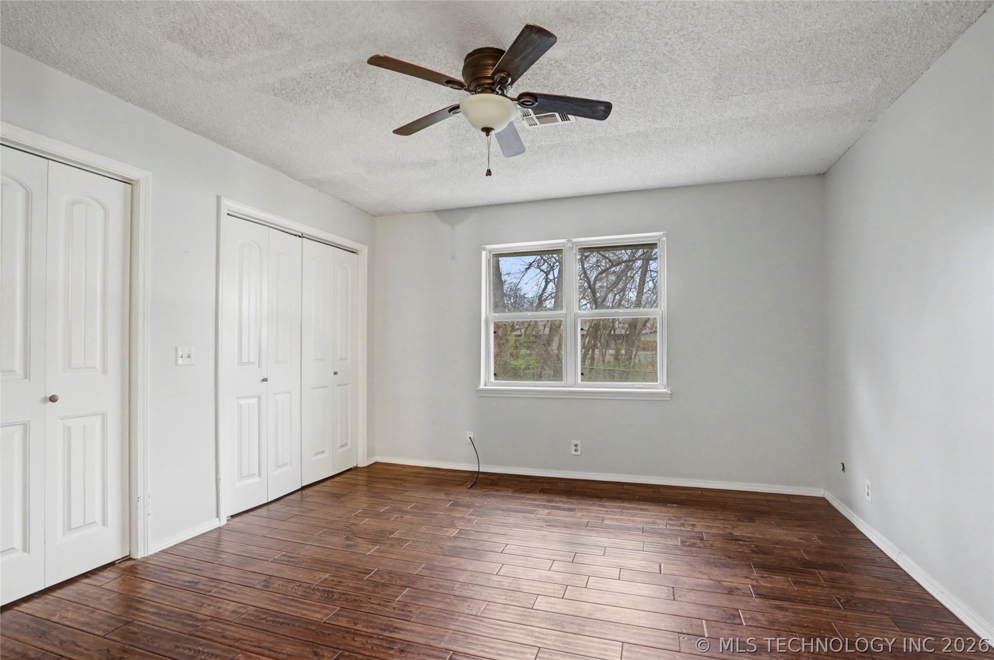 1034 E Courtney Avenue Property Photo 14