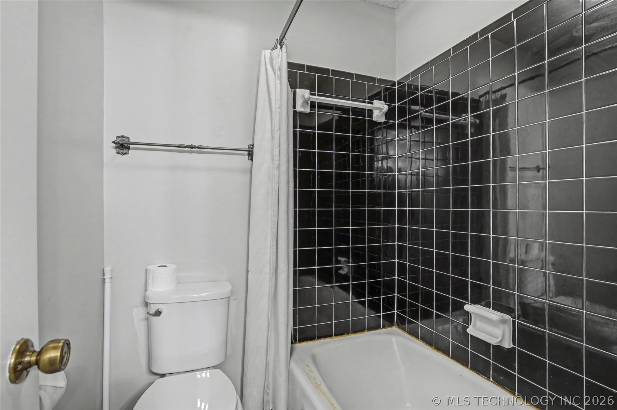 1034 E Courtney Avenue Property Photo 21