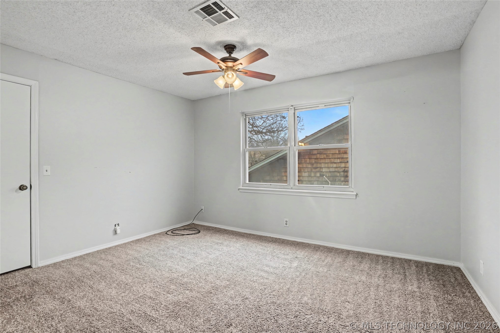 1034 E Courtney Avenue Property Photo 22