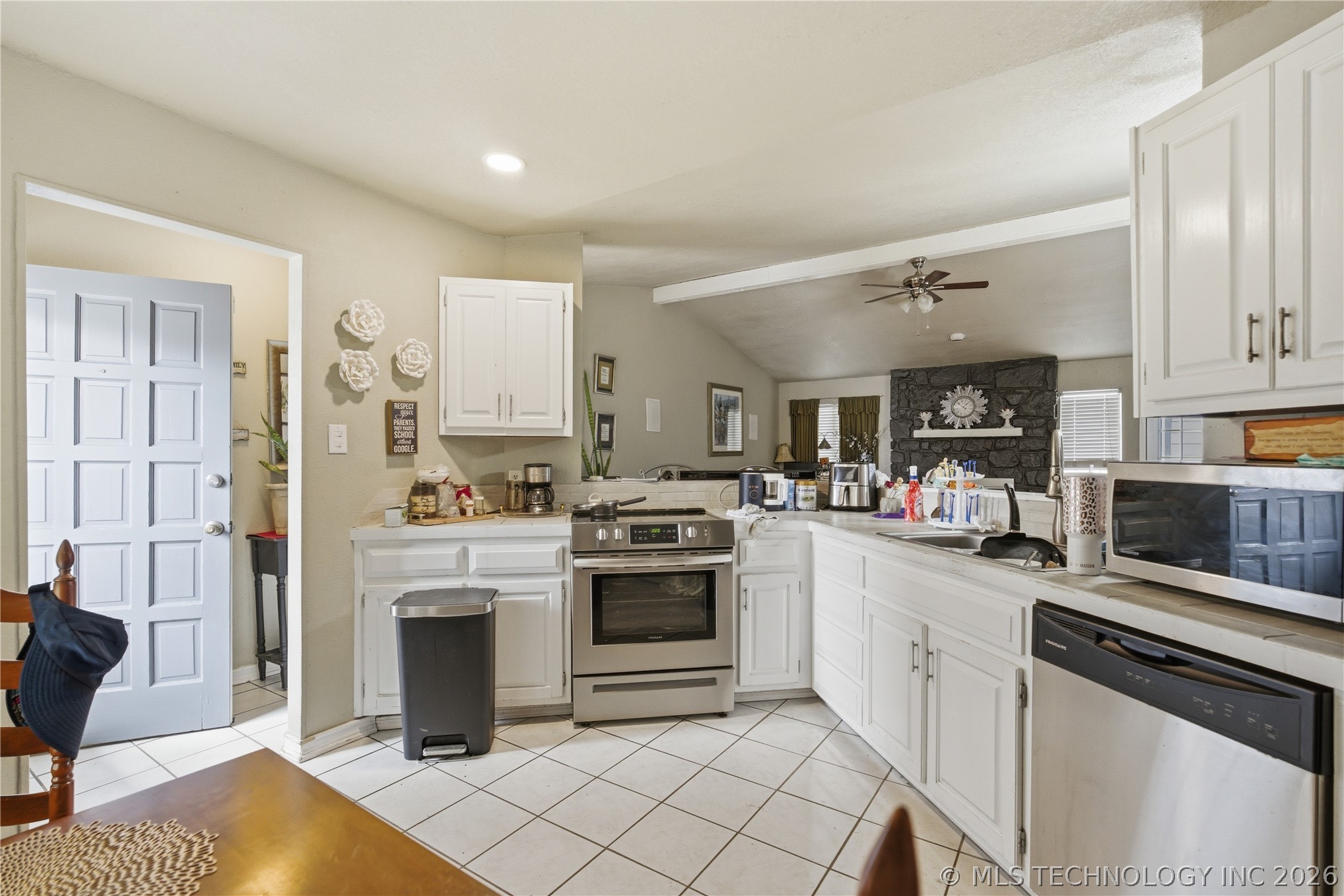 1917 N Desert Palm Avenue Property Photo 10