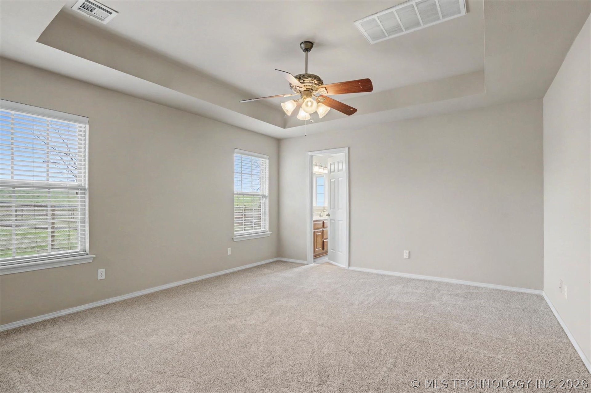 8671 Hawthorne Drive Property Photo 13