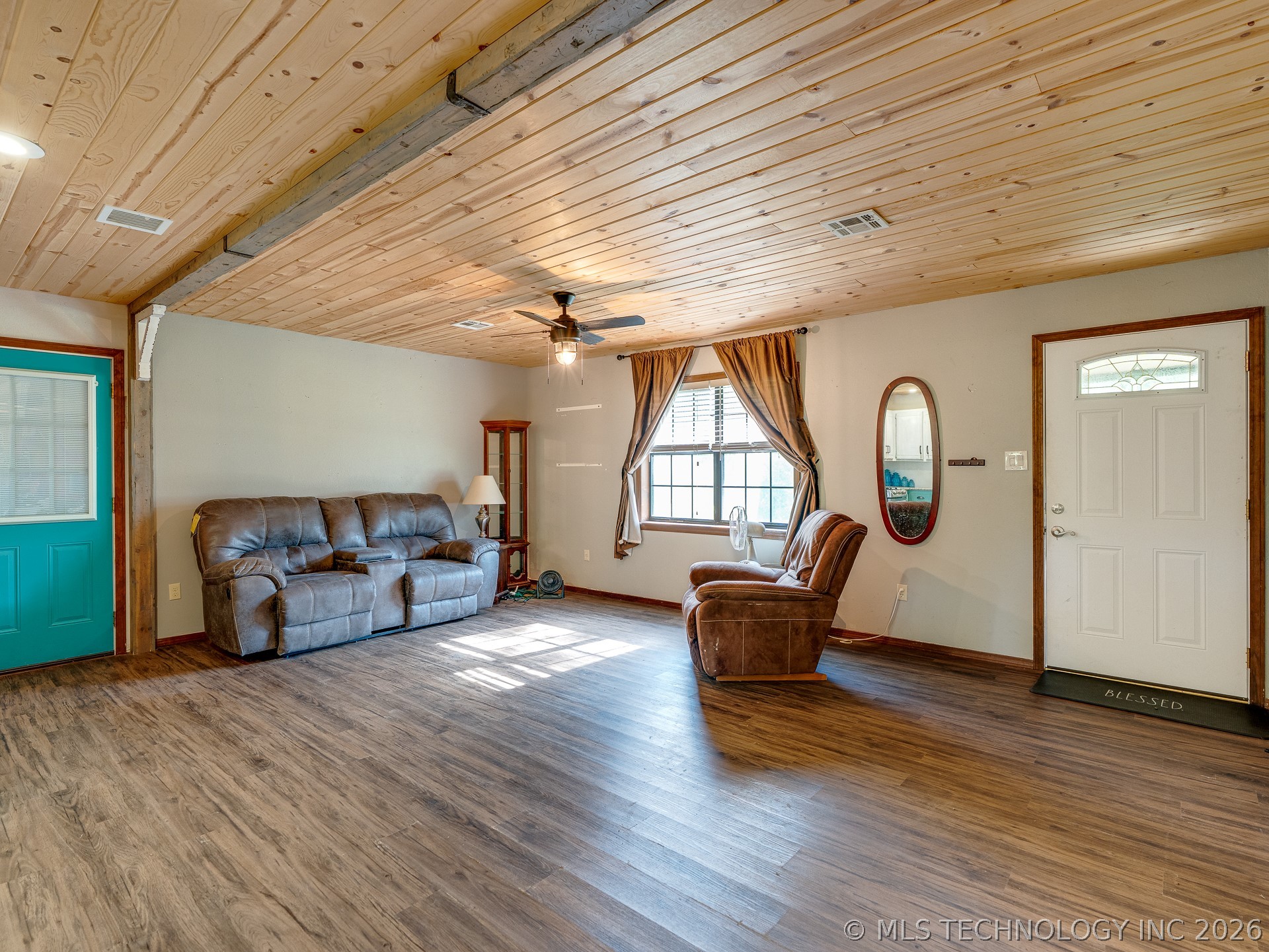 9581 County Road 3590 Property Photo 6