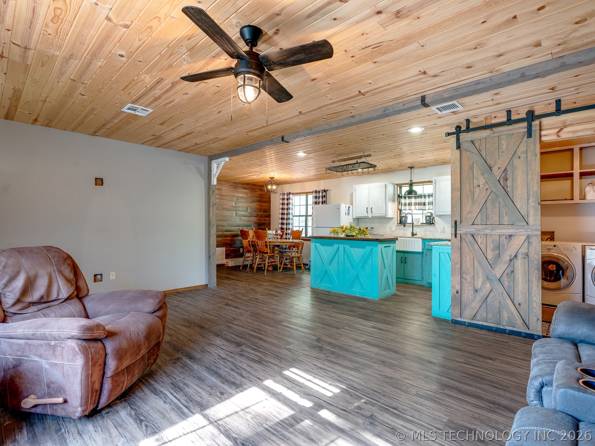 9581 County Road 3590 Property Photo 8
