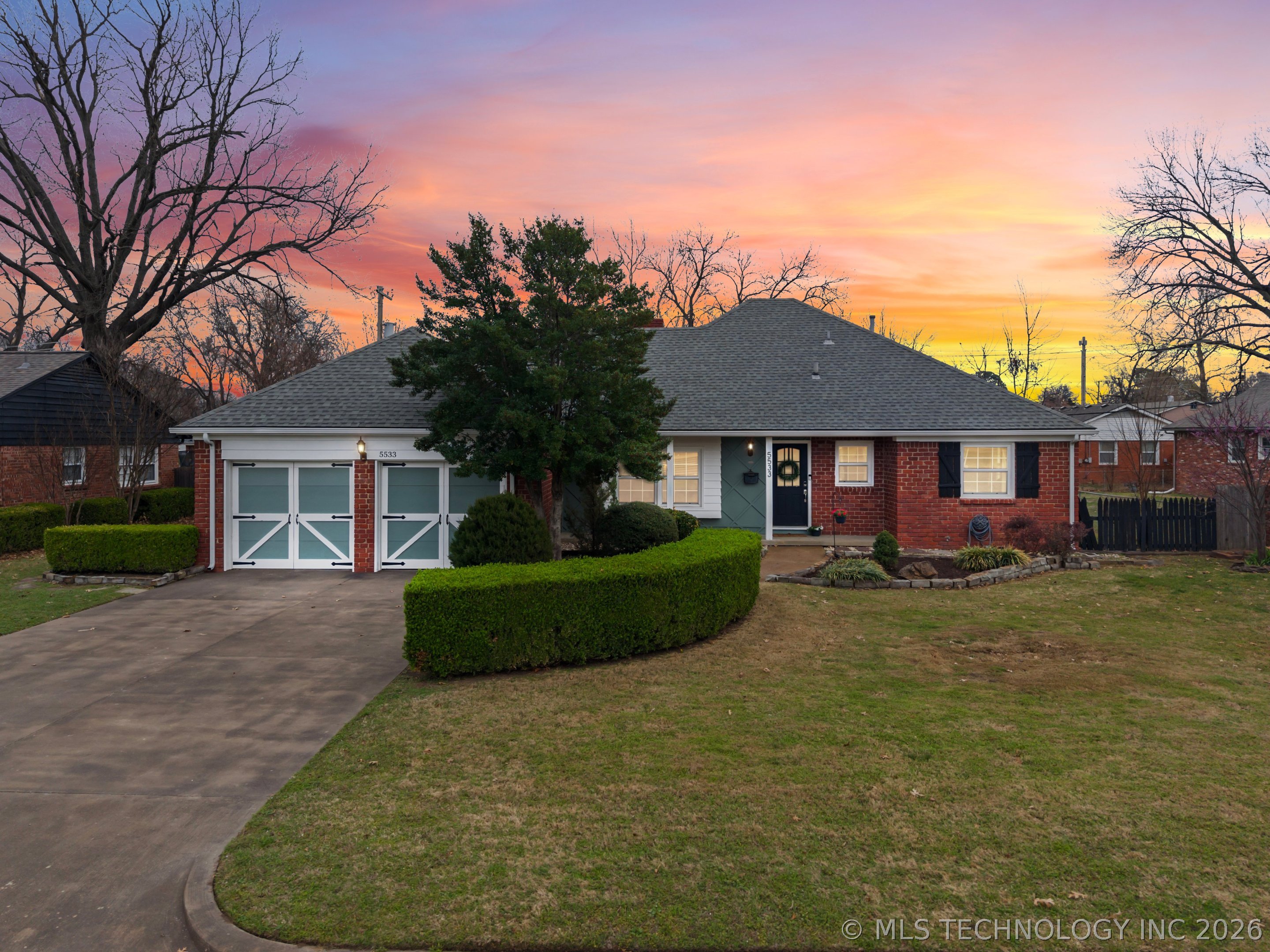 5533 S Toledo Avenue Property Photo 1