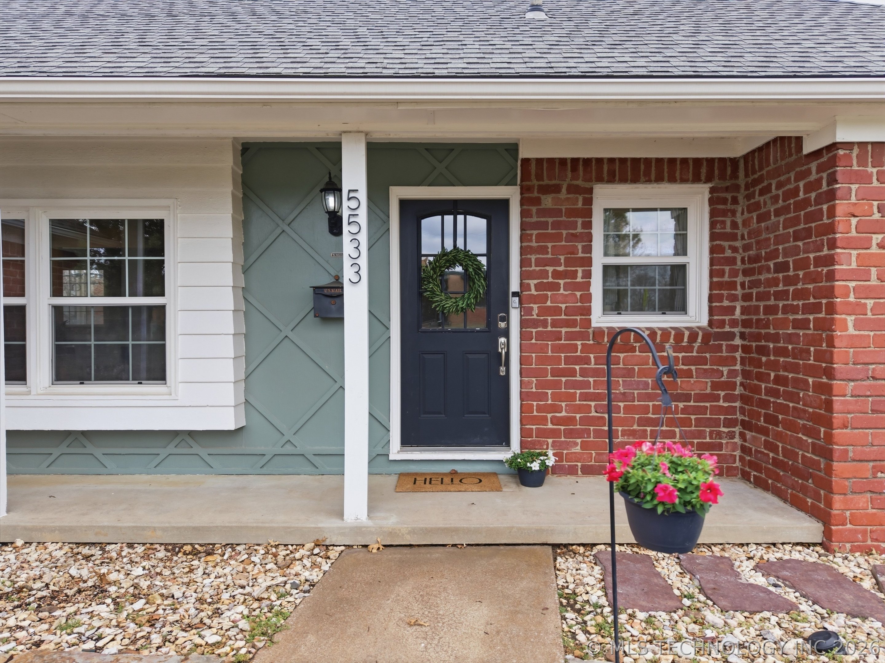 5533 S Toledo Avenue Property Photo 4