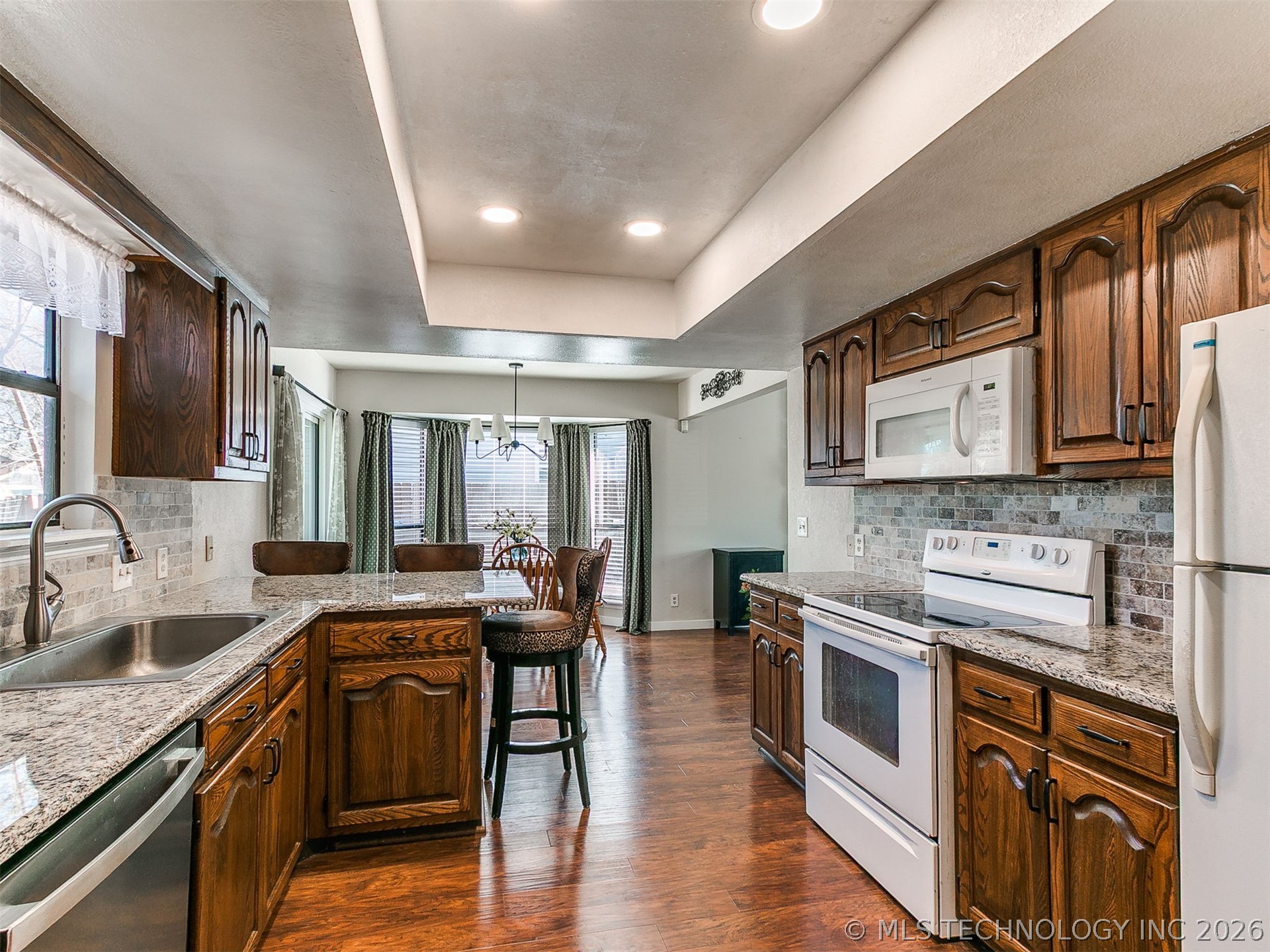 9305 E 93rd Street Property Photo 9