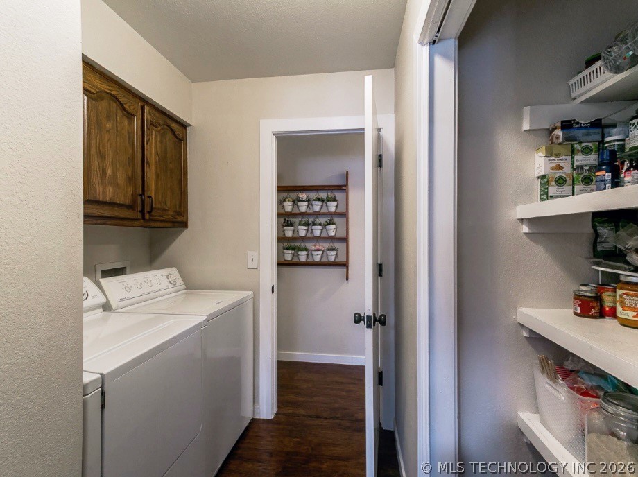 9305 E 93rd Street Property Photo 12