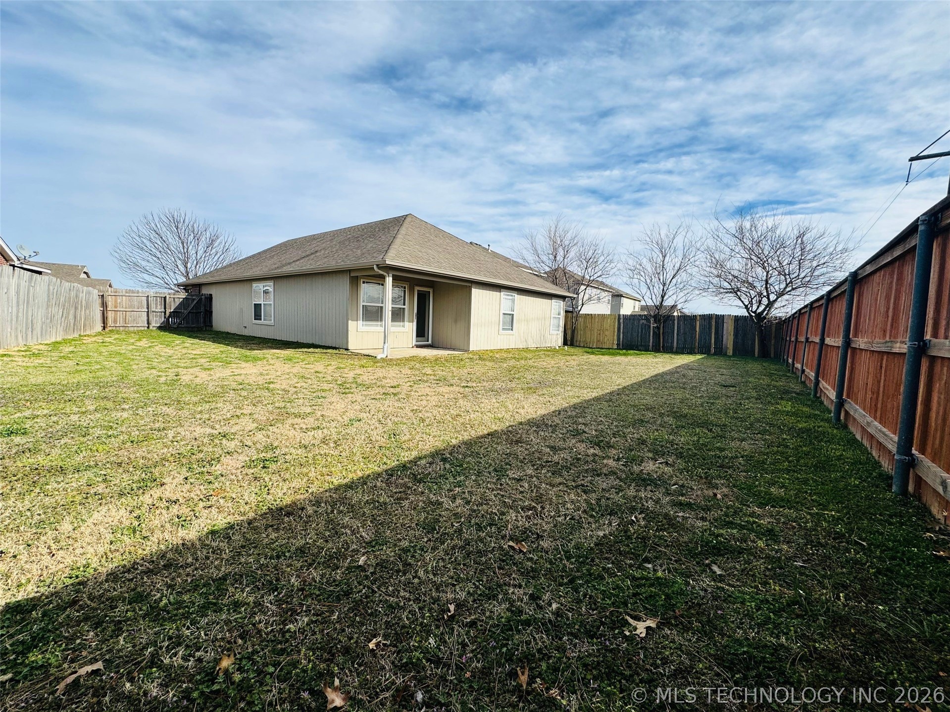 10724 N 146th East Avenue Property Photo 28