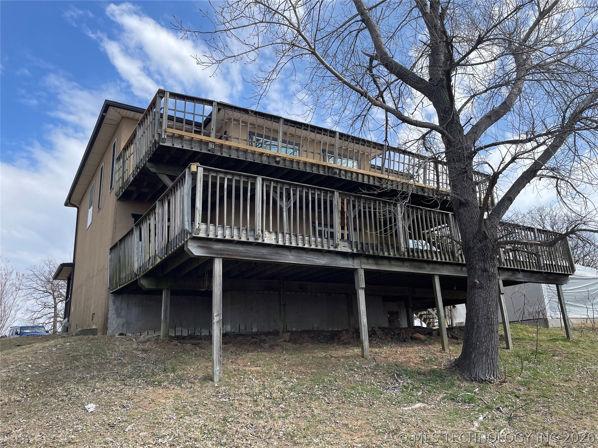 3975 Kennedy Road Property Photo 2
